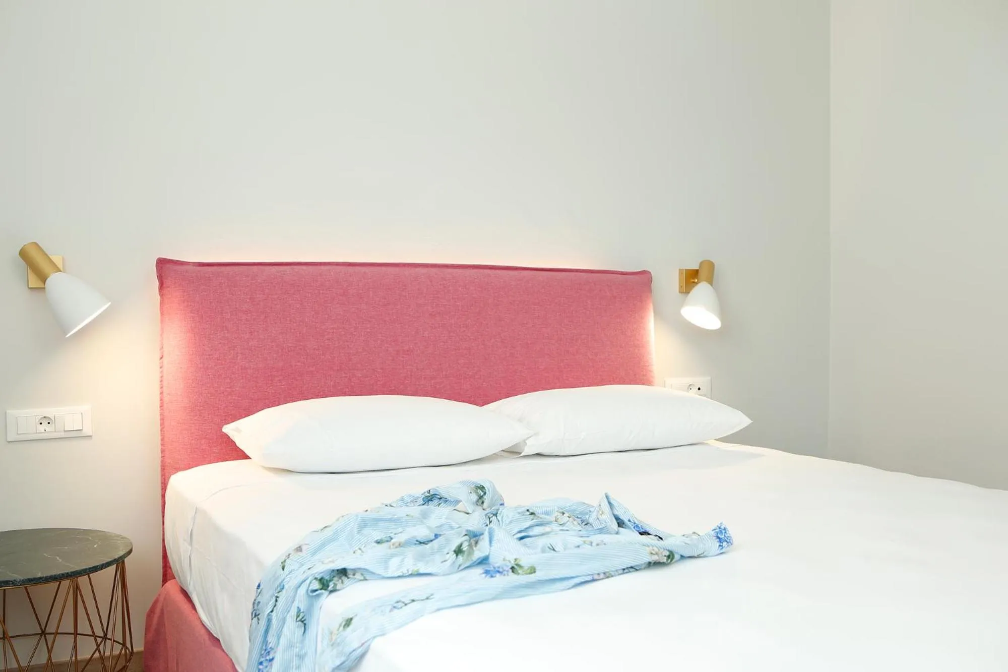 Bed in Alley Boutique Hotel and Spa