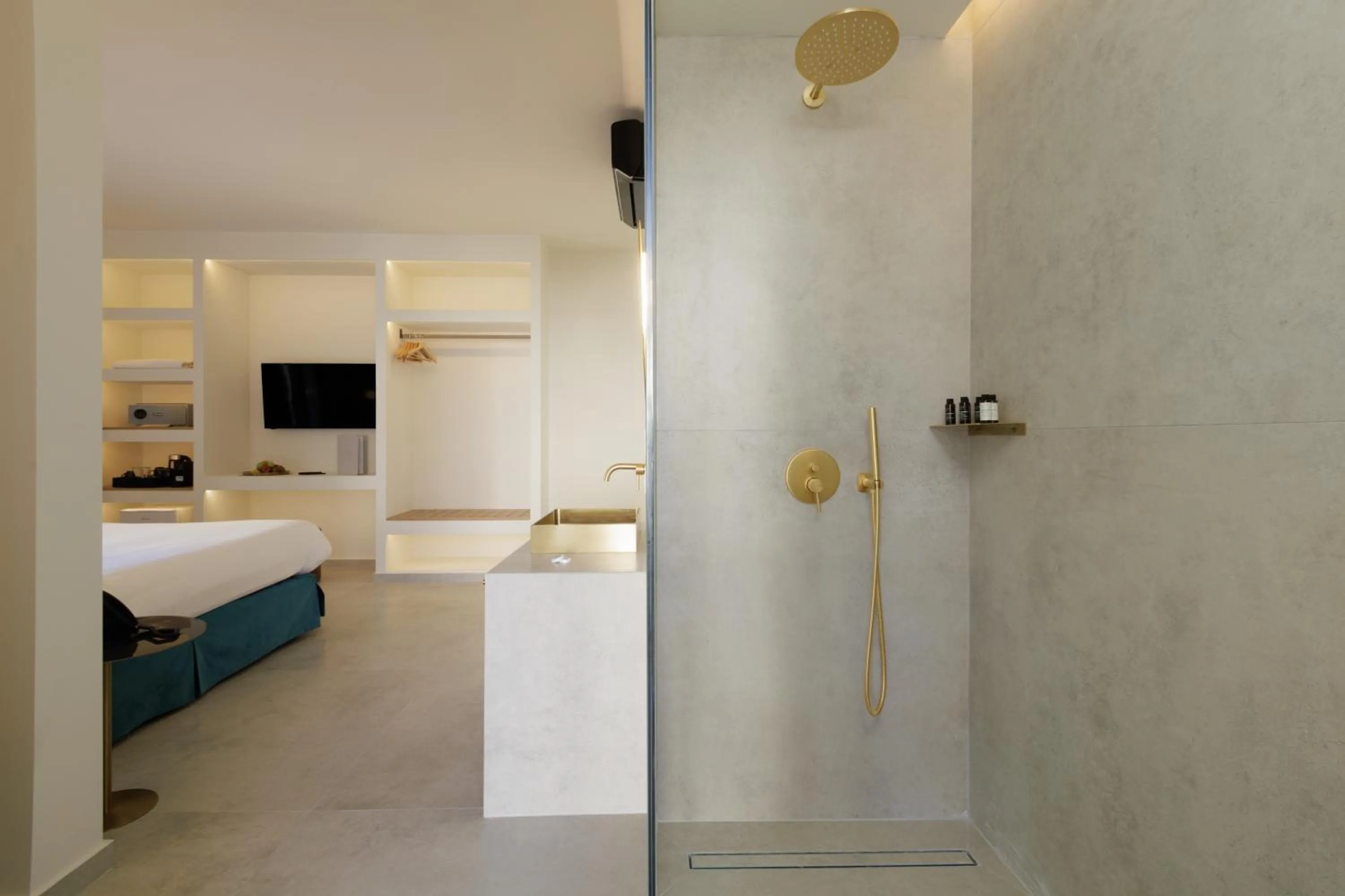 Bed in Alley Boutique Hotel and Spa