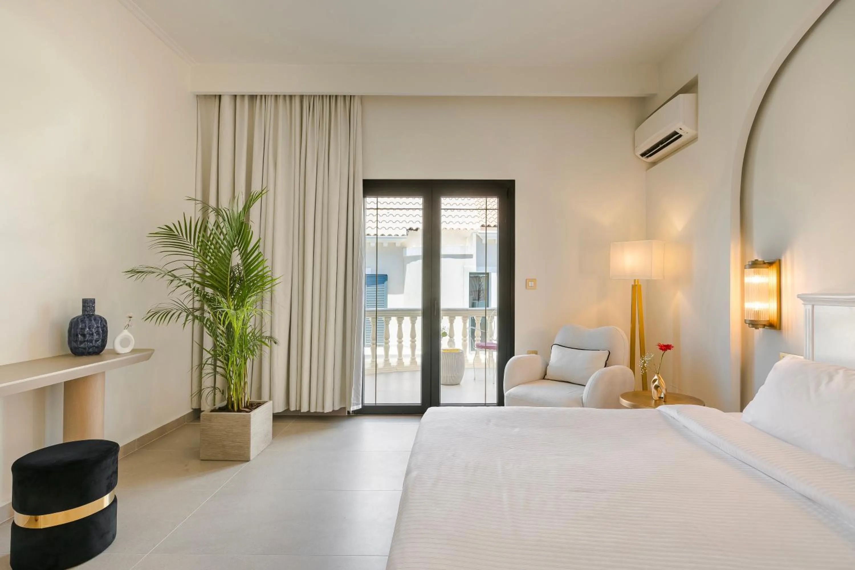 Bed in Alley Boutique Hotel and Spa