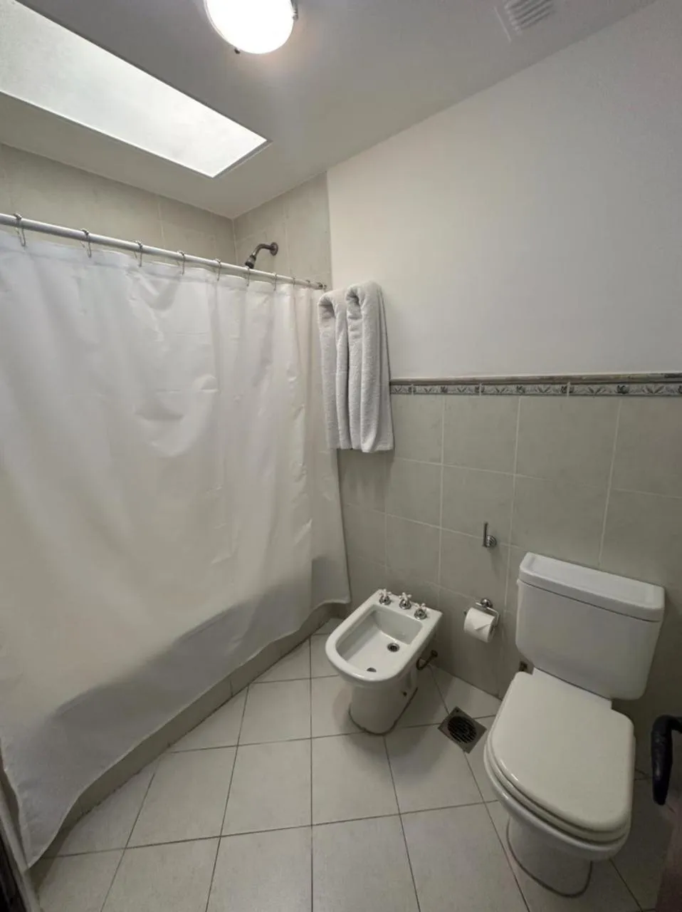 Shower in Hotel Del Virrey