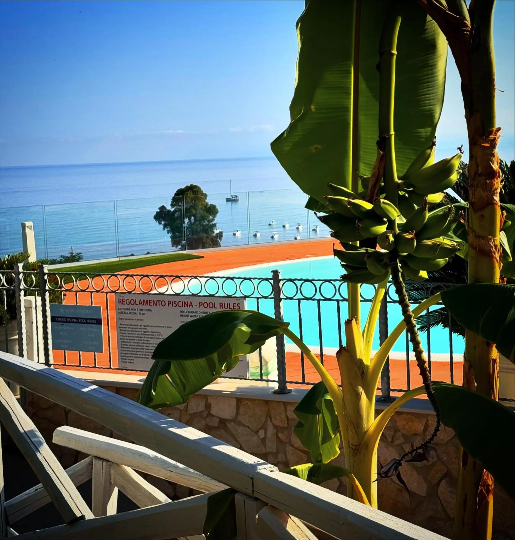 Pool view in Residence New Paradise