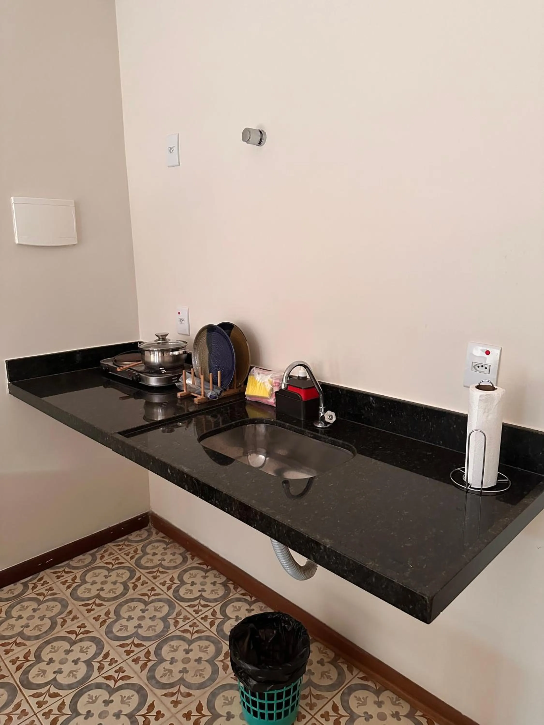 Communal kitchen in Villa Rica Pousada