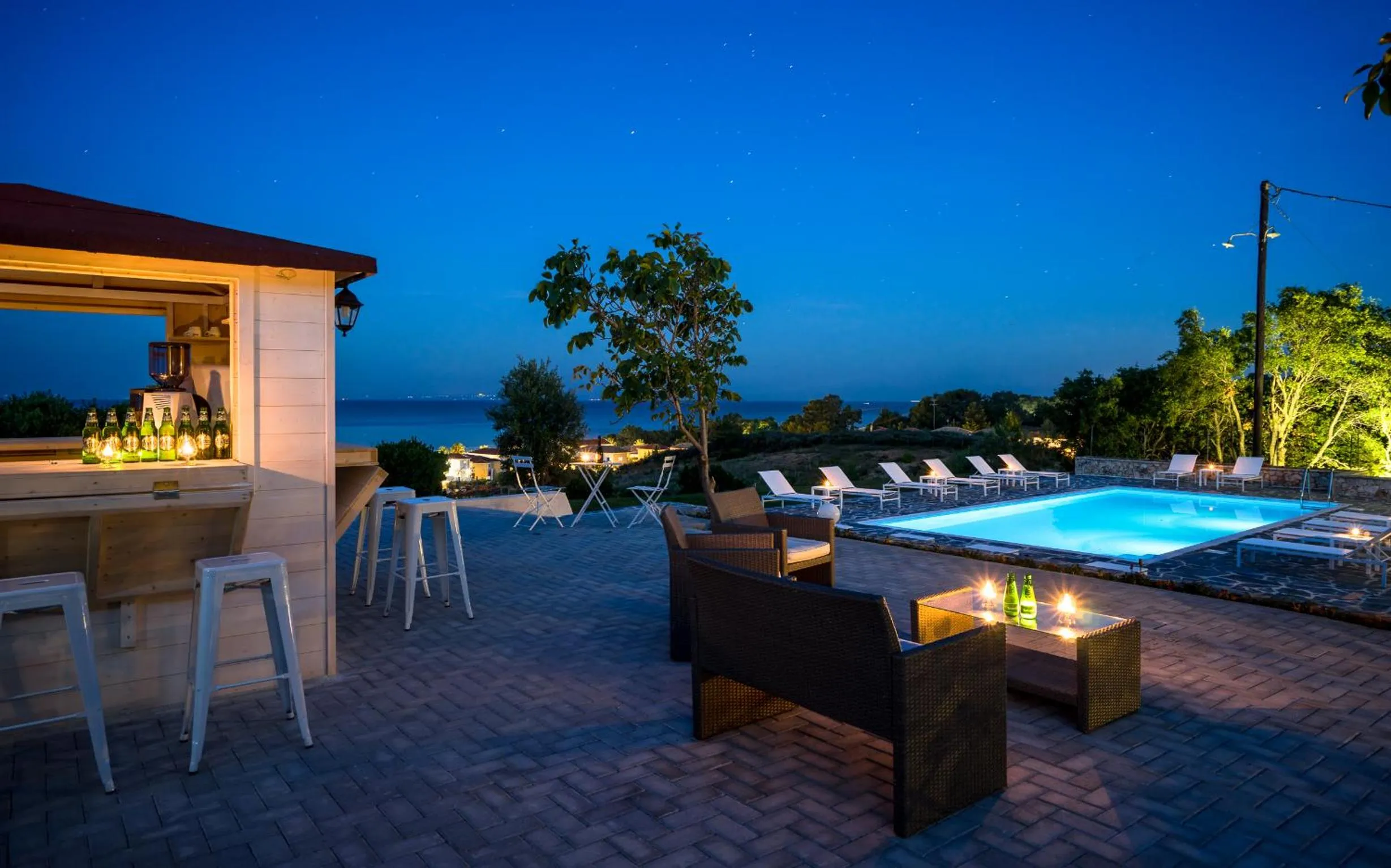 Night in Villa Eliza