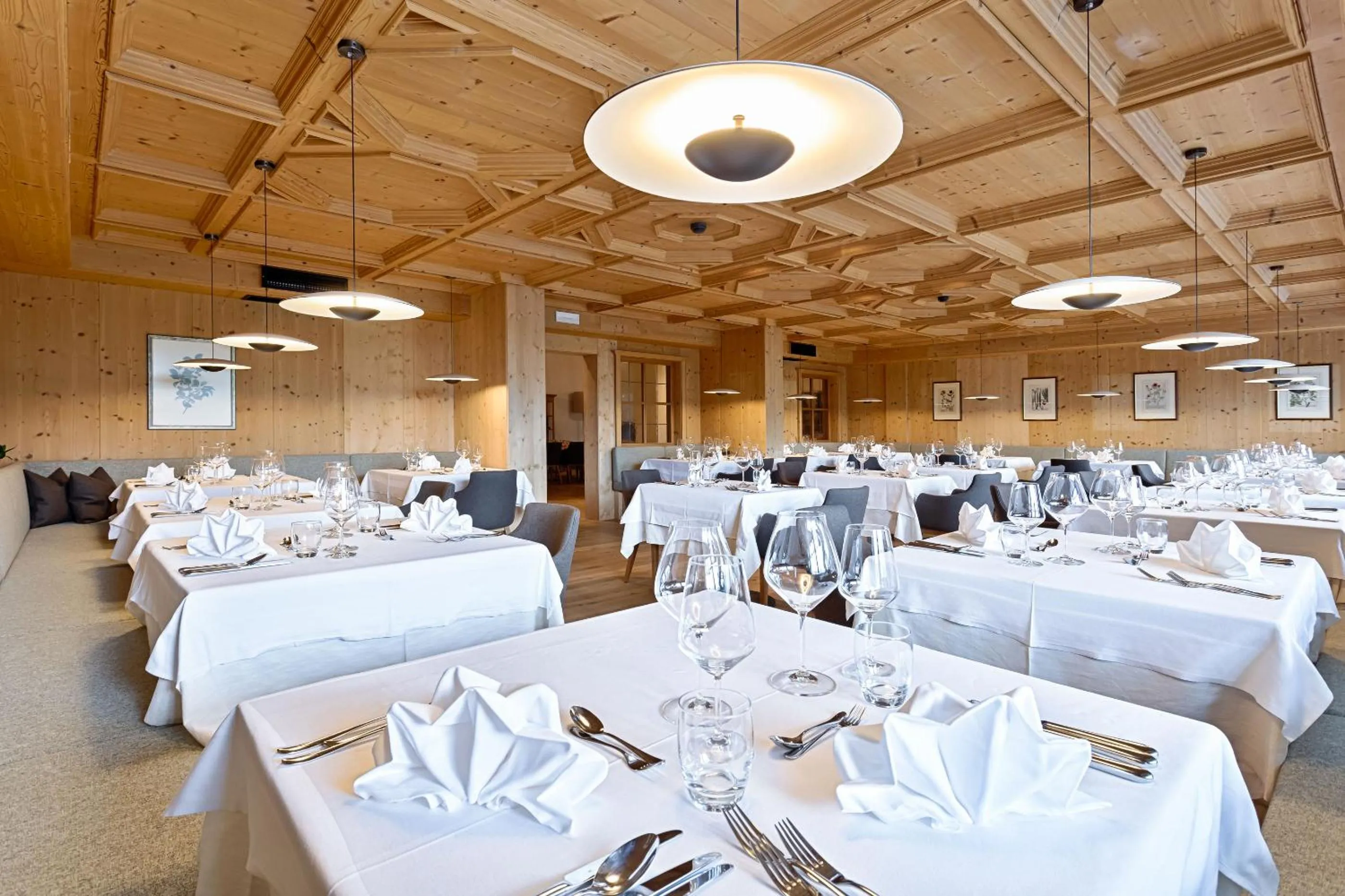 Restaurant/places to eat in Granpanorama Hotel StephansHof