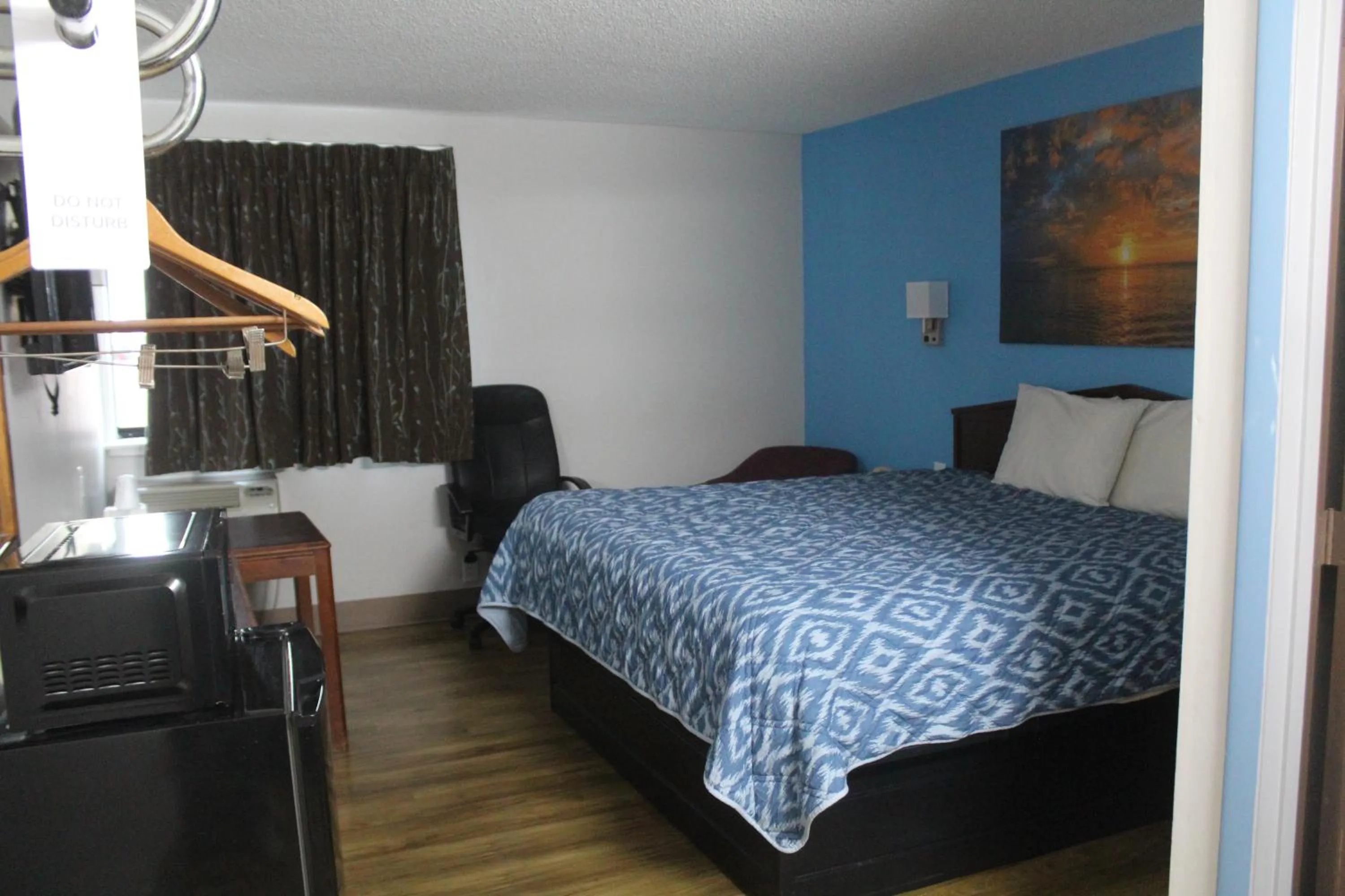 Bedroom, Bed in Extended Stay Warrenton Inn