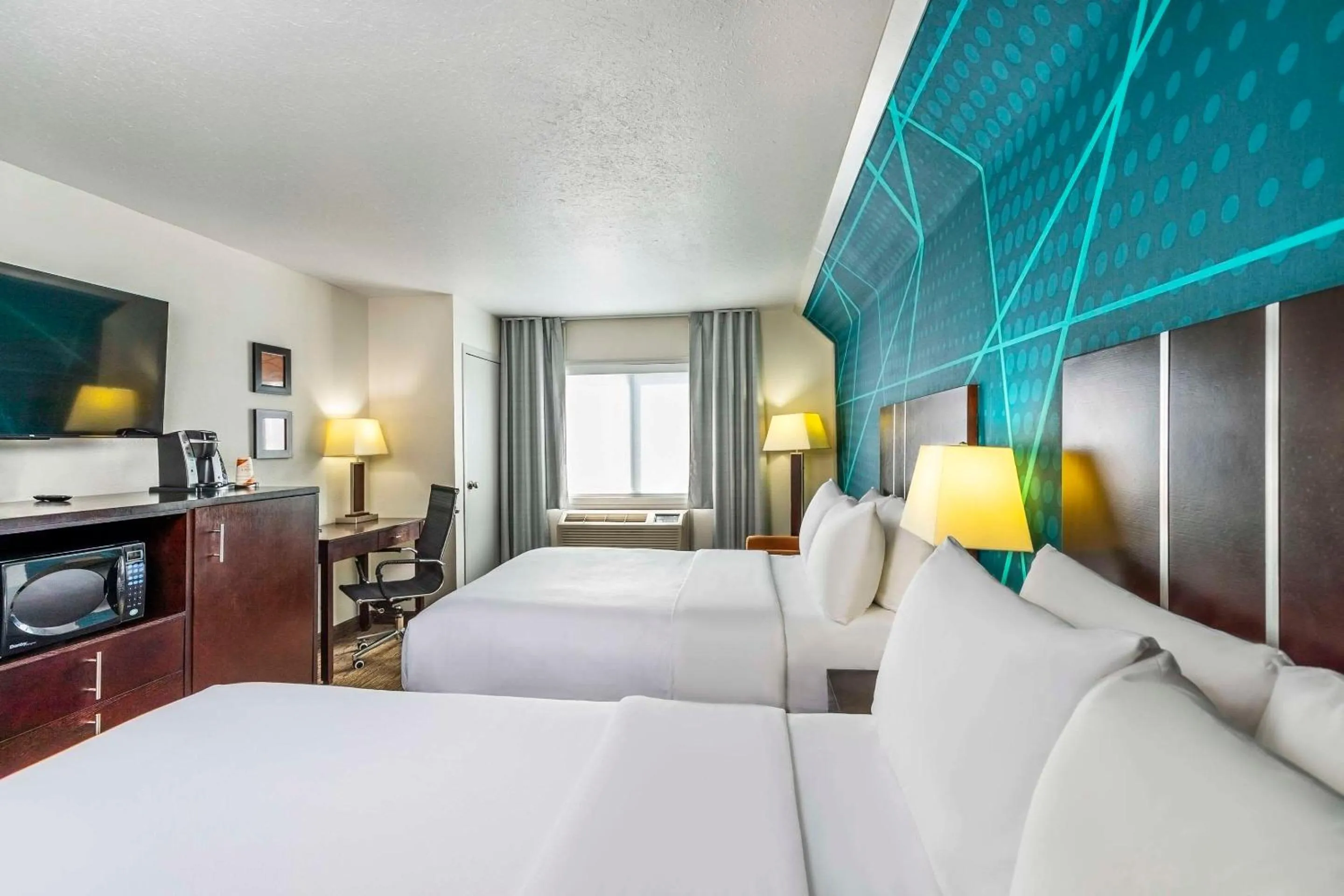 Bedroom, Bed in Comfort Inn & Suites