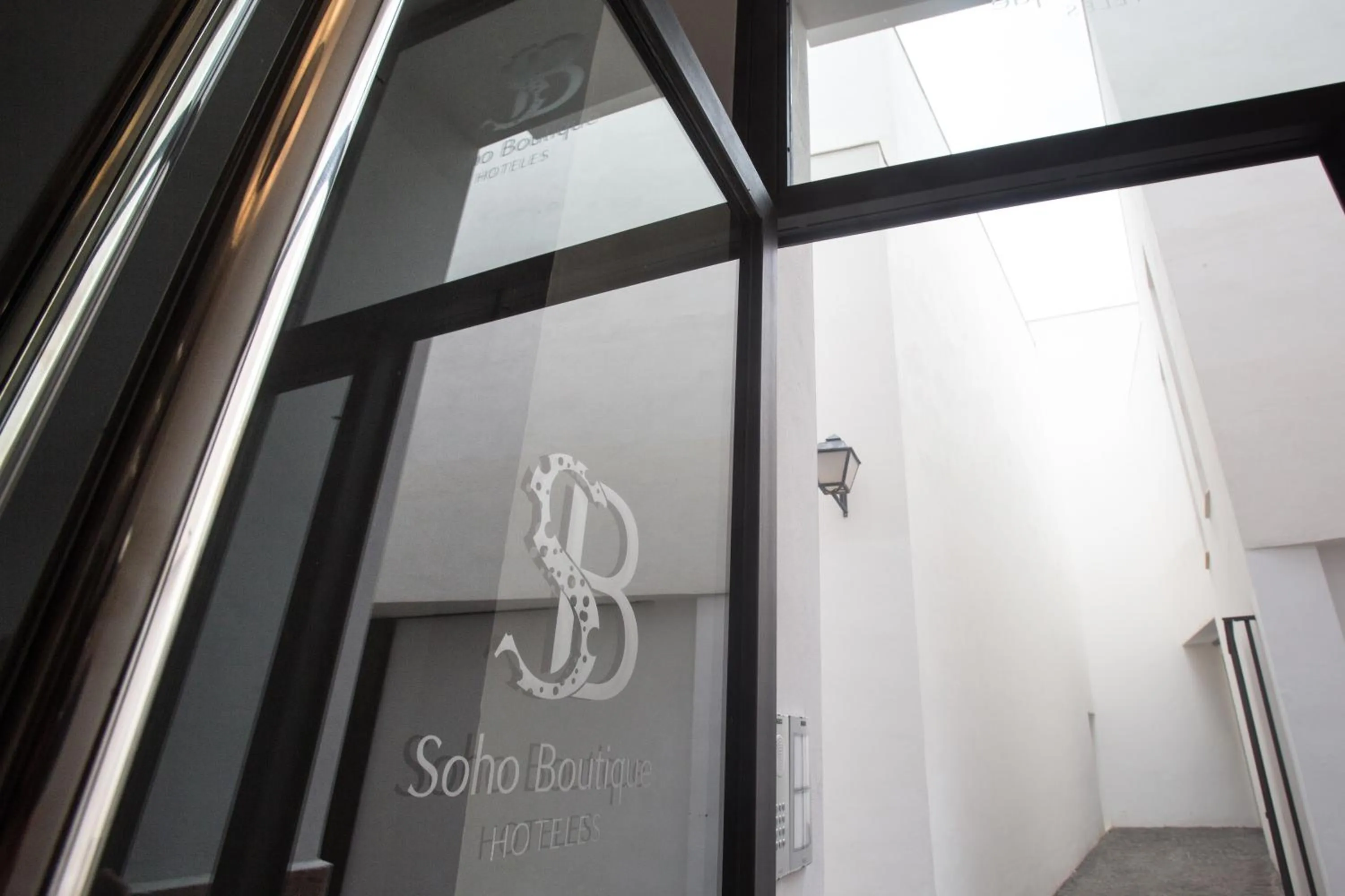 Property building in Apartamentos Soho Boutique Museo