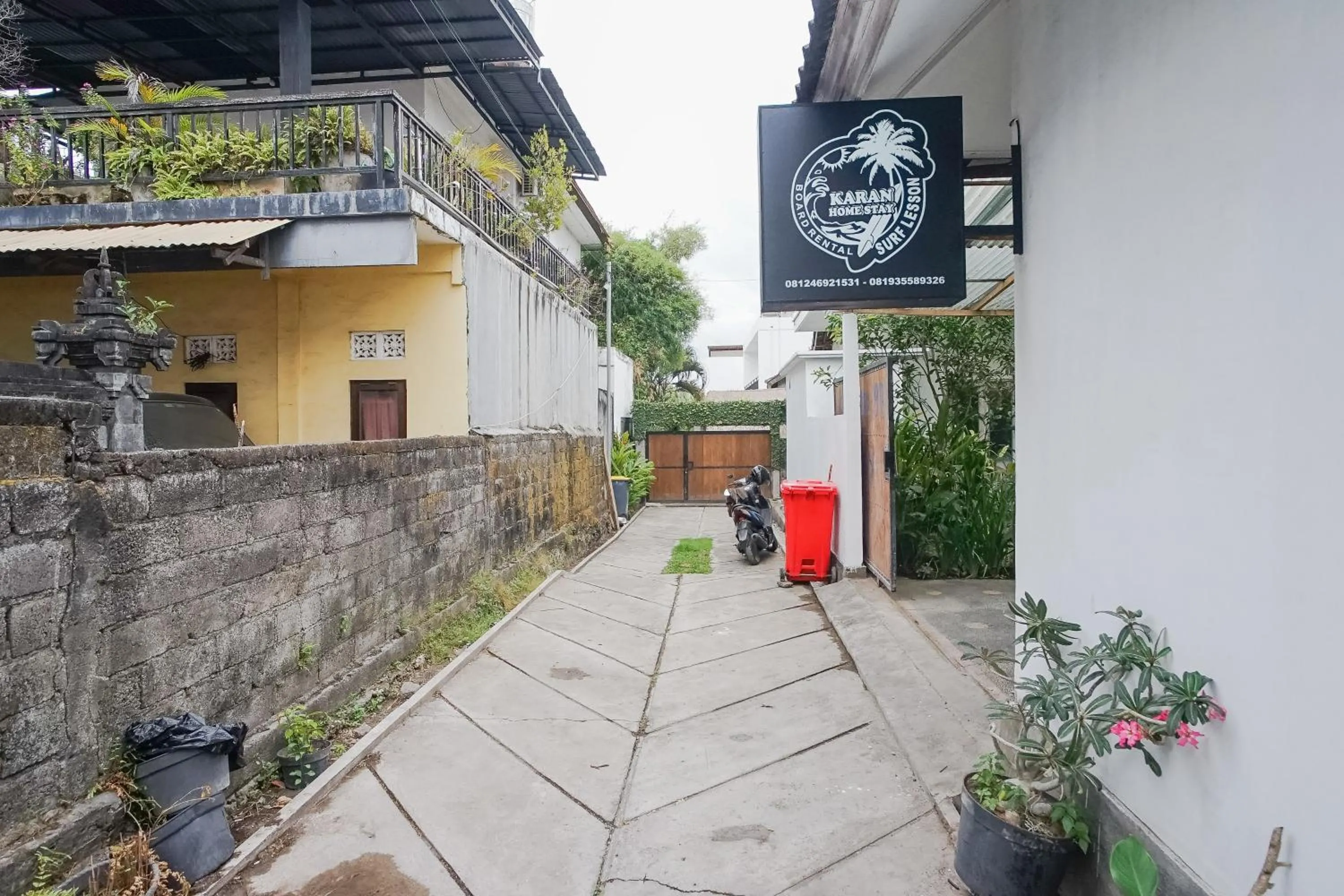 Property building in Karan Homestay Canggu