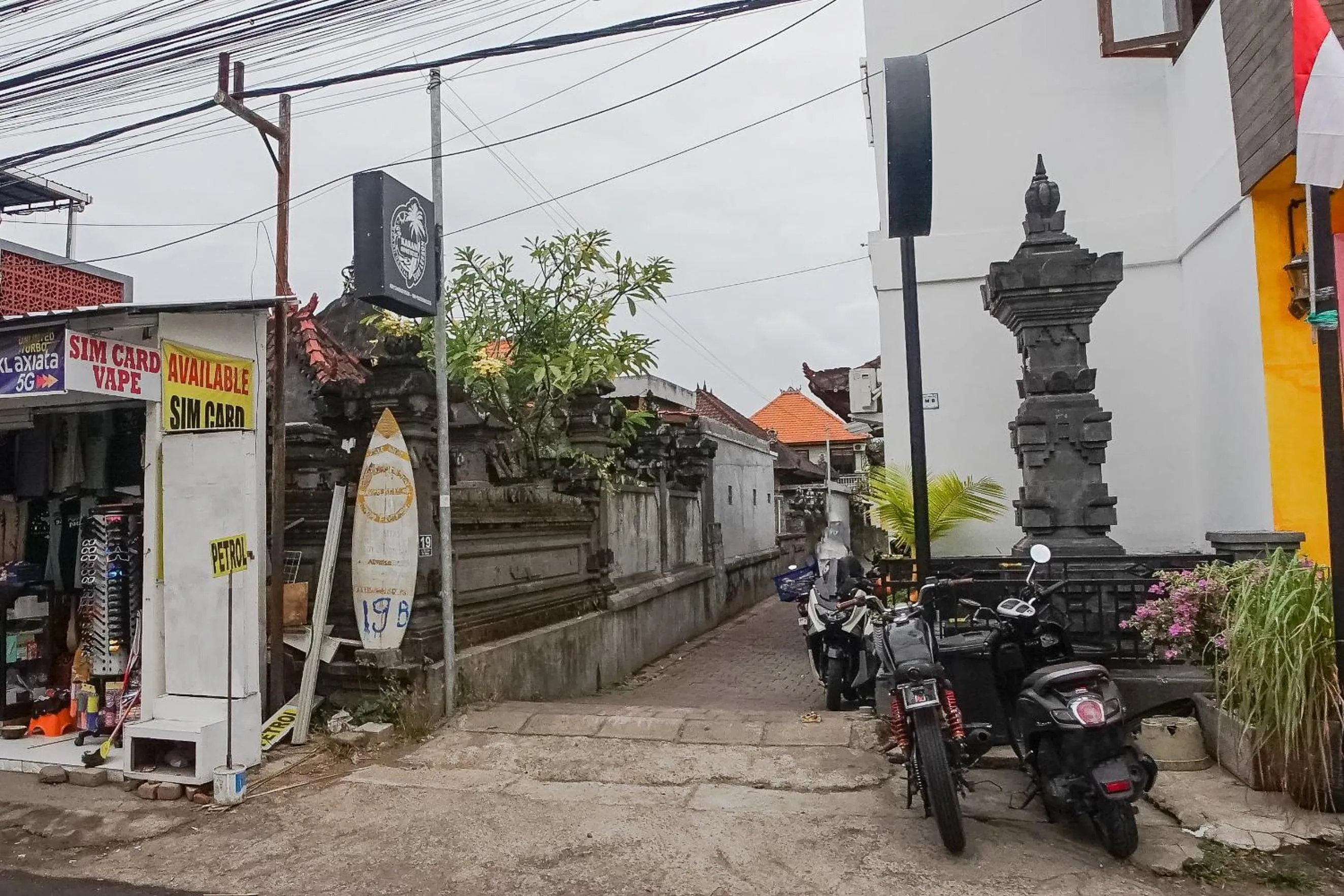 Property building in Karan Homestay Canggu