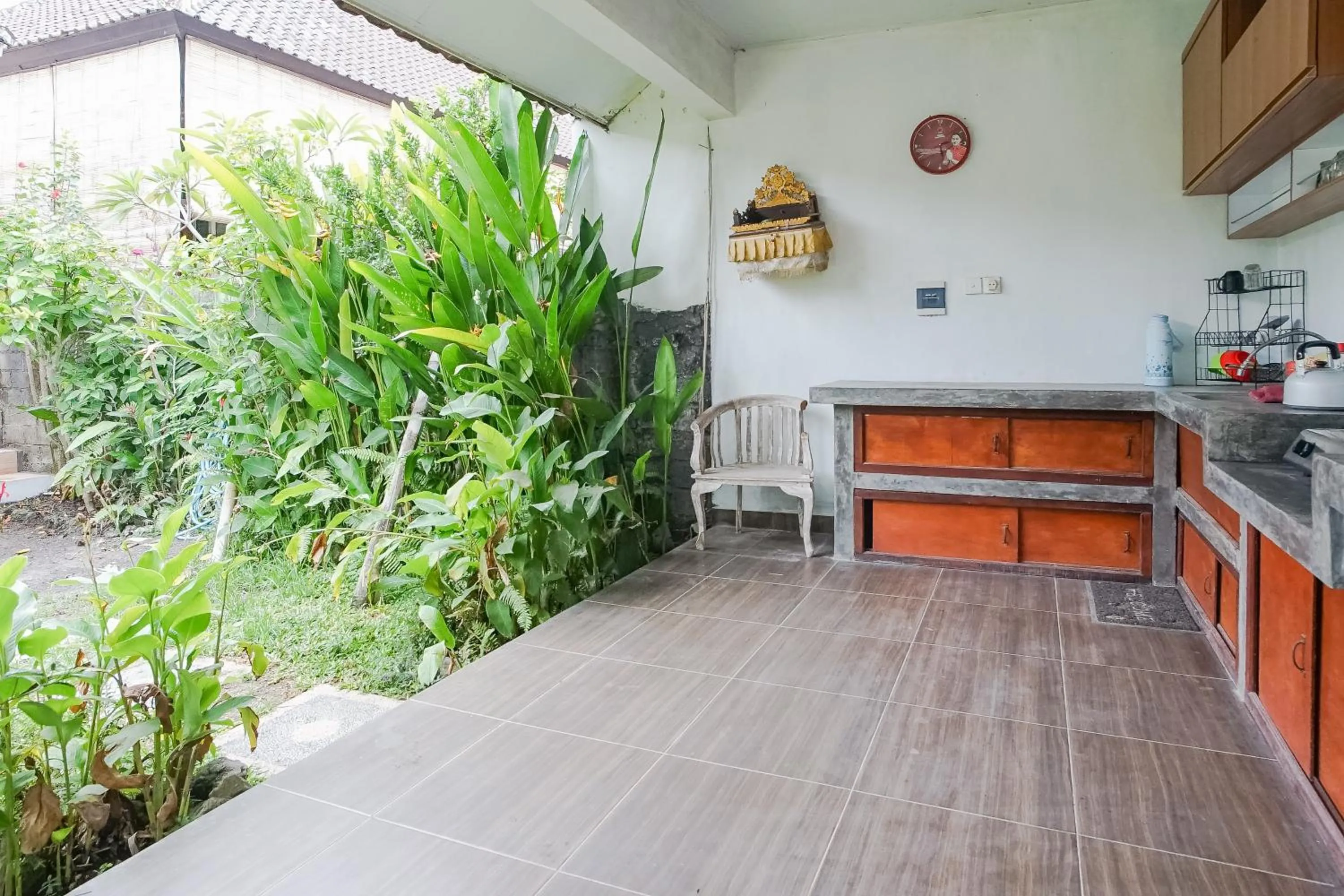 Kitchen or kitchenette in Karan Homestay Canggu