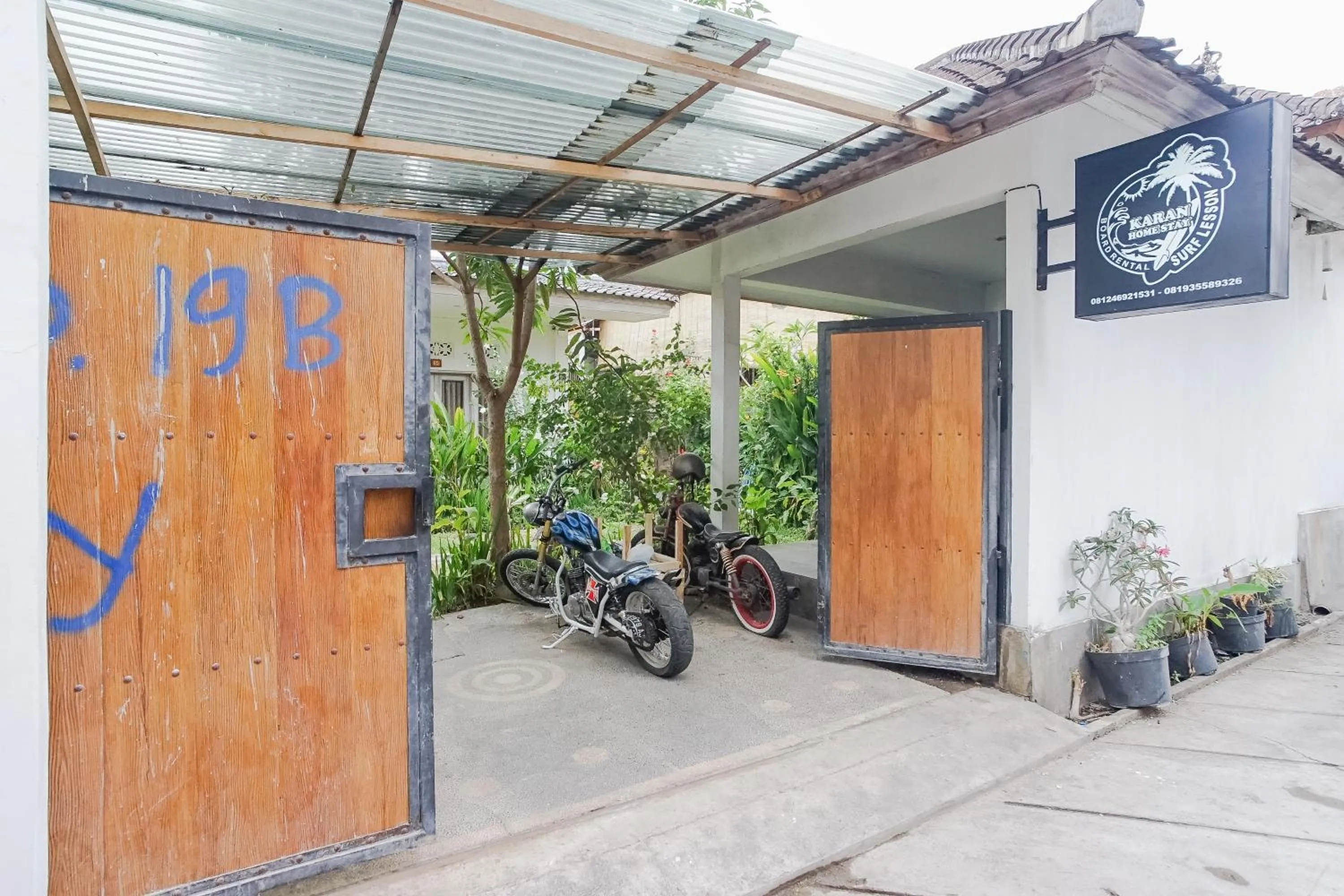 Parking in Karan Homestay Canggu