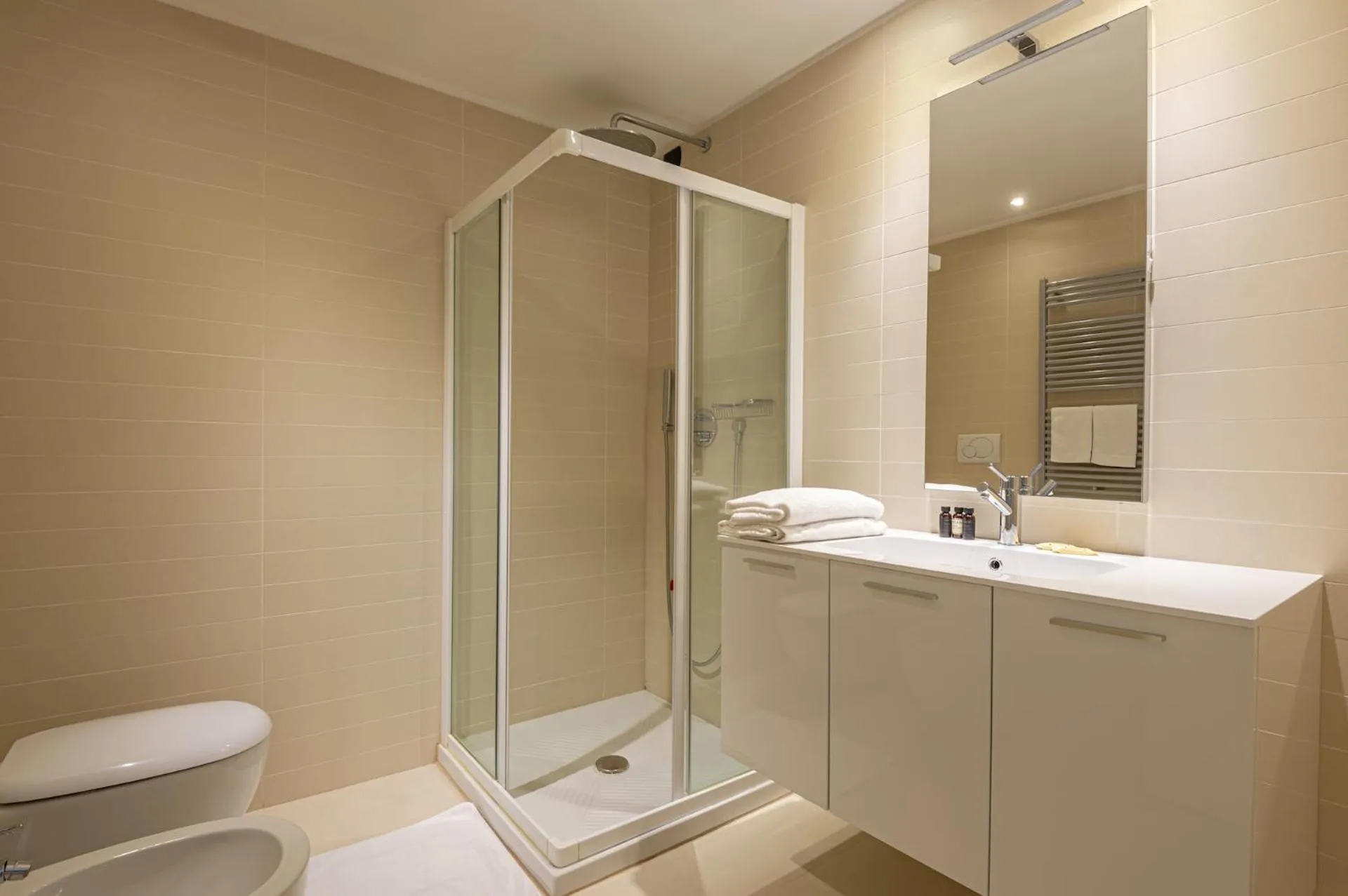 Shower in UNA HOTELS Le Terrazze Treviso Hotel & Residence