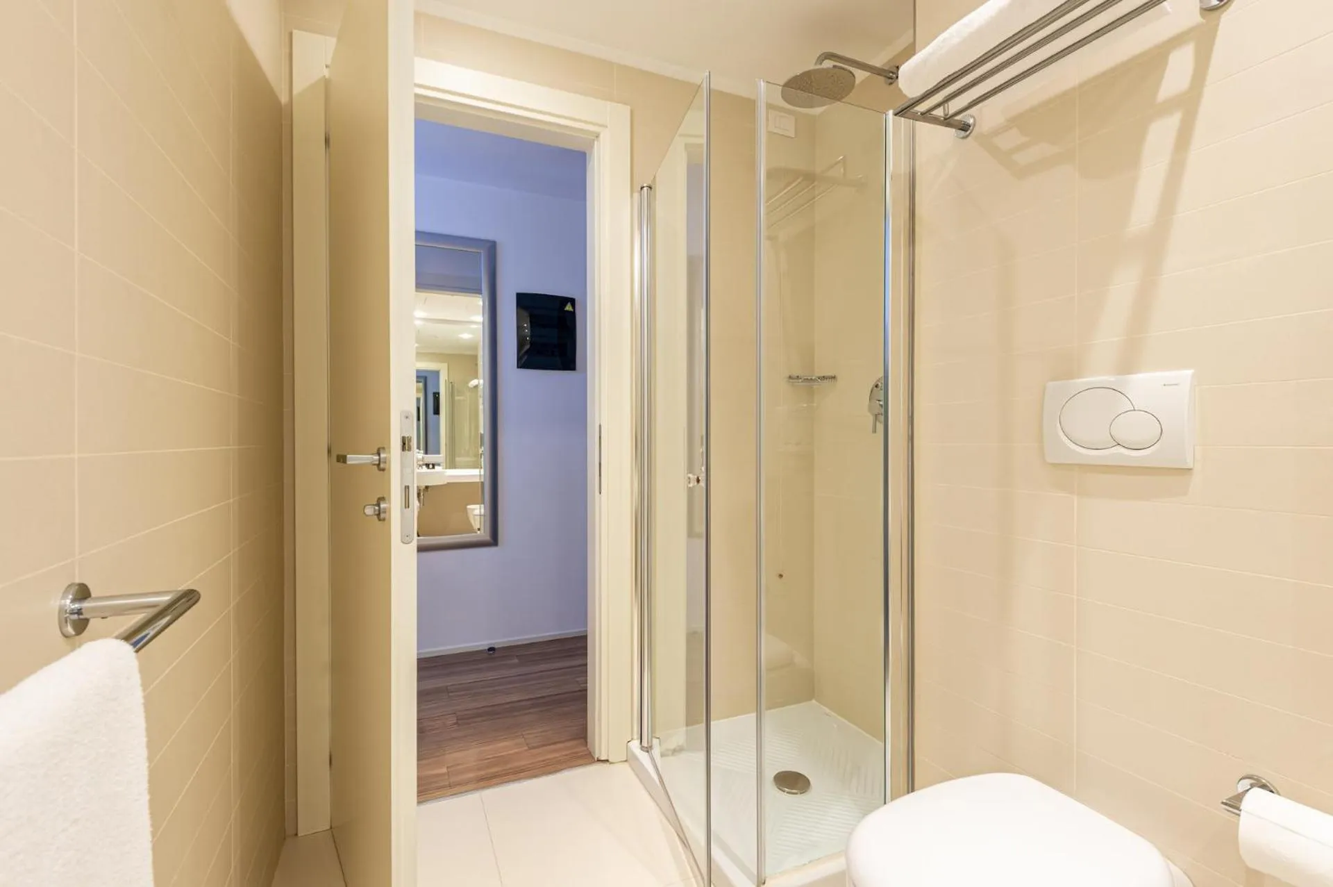 Shower in UNA HOTELS Le Terrazze Treviso Hotel & Residence