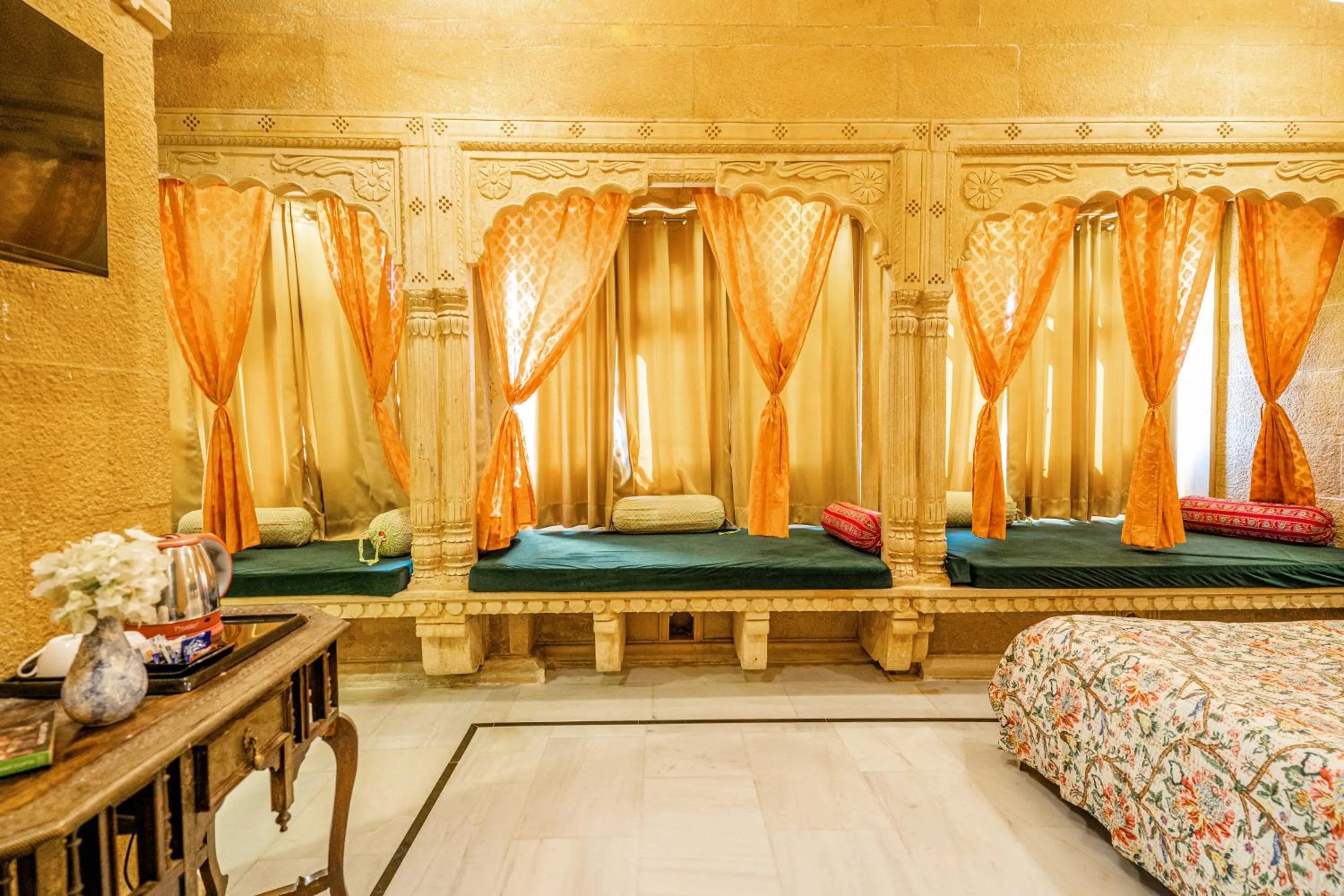 Photo of the whole room, Bed in Garh Meera - A Sensational Boutique Hotel
