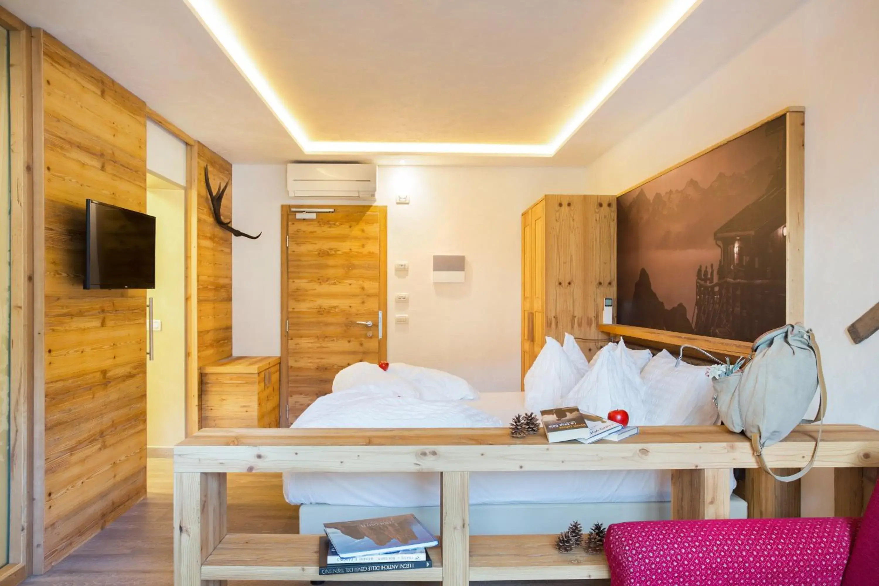 Superior Double Room in Alpotel Dolomiten Superior Double Room in Alpotel Dolomiten