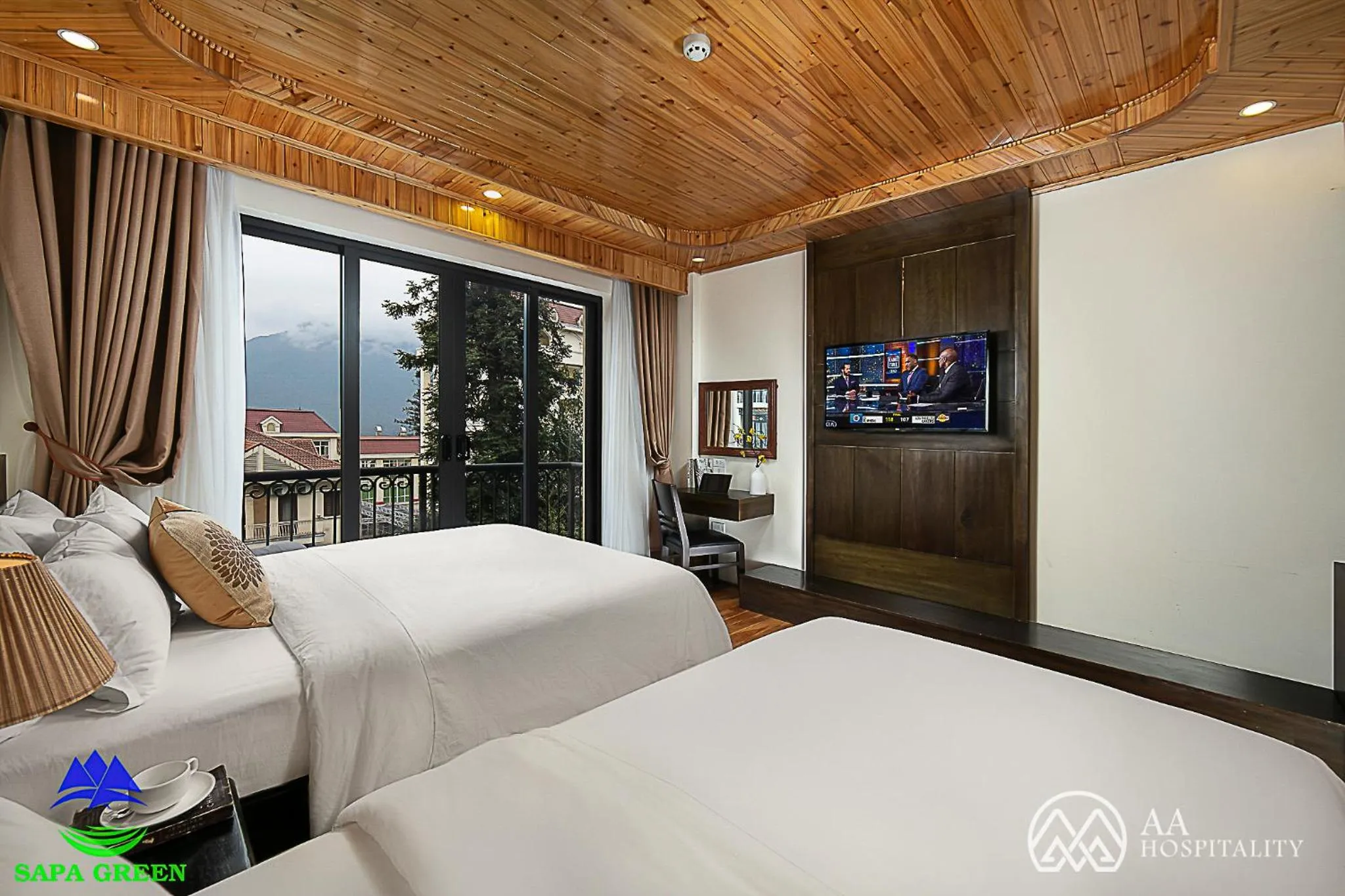 Photo of the whole room, Bed in Sapa Green Hotel
