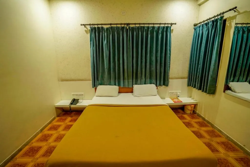 Bed in Hotel Bhakti Rajkot I Hotel in Rajkot I Best Hotel in Rajkot