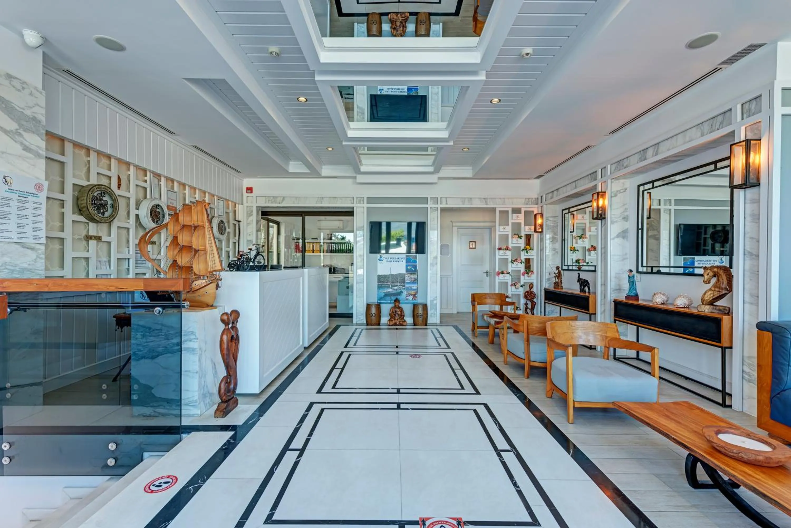 Lobby or reception in Meis Exclusive Hotel