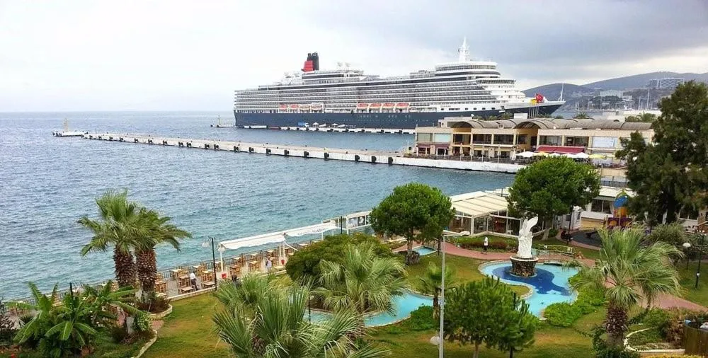 Sea view in Kayhanbey Hotel
