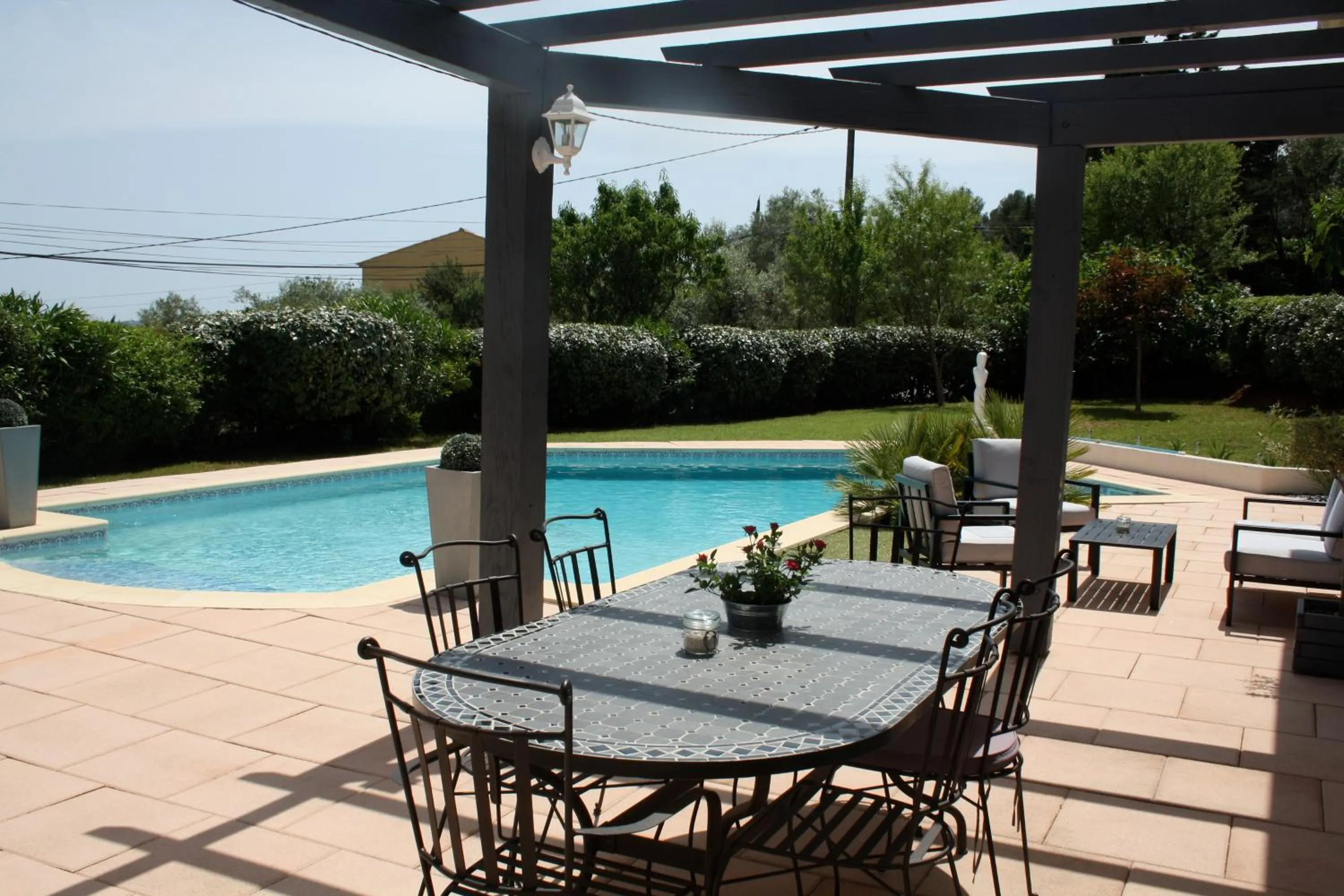 Patio in La Villa d'Olivène