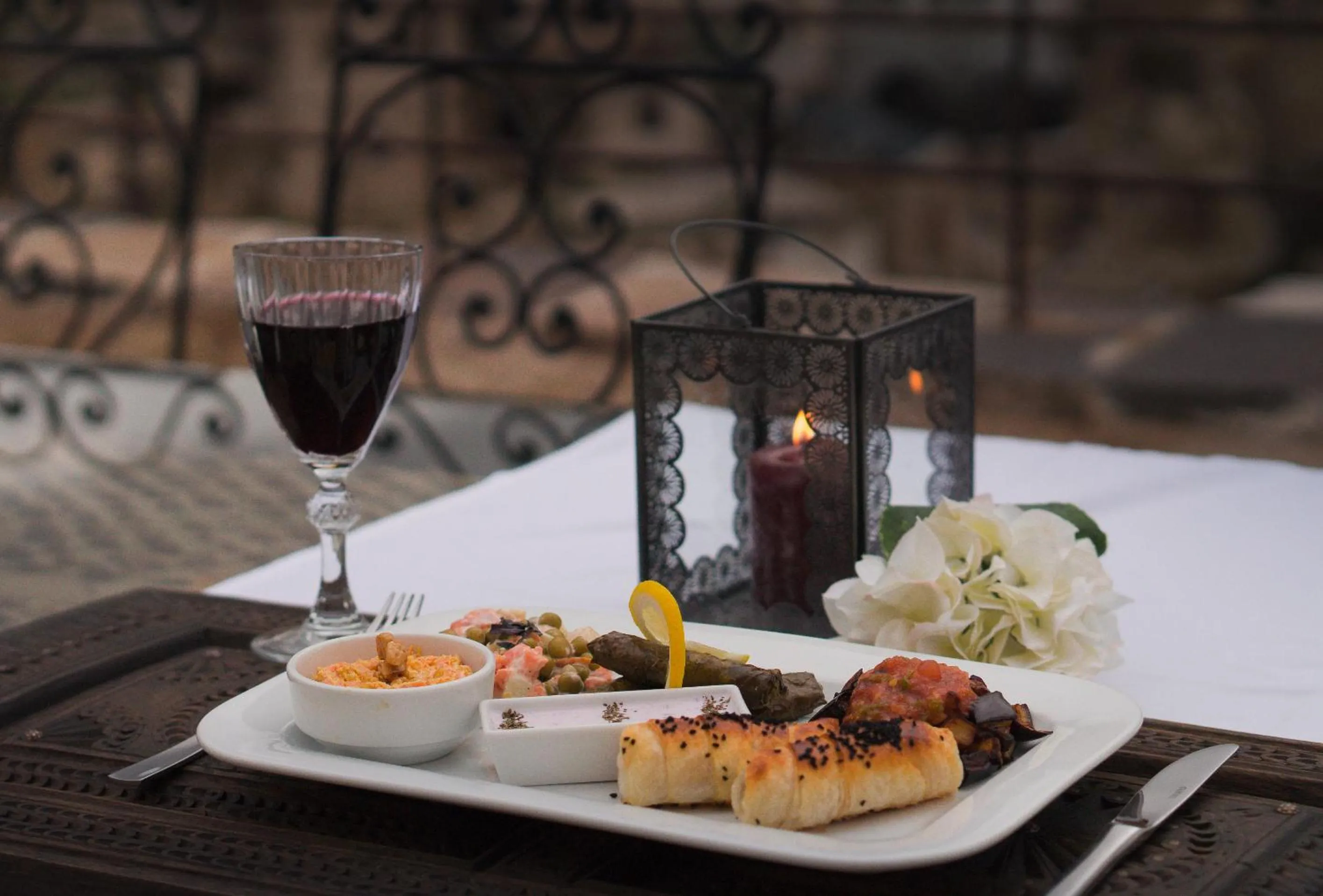 Dinner in Hezen Cave Hotel