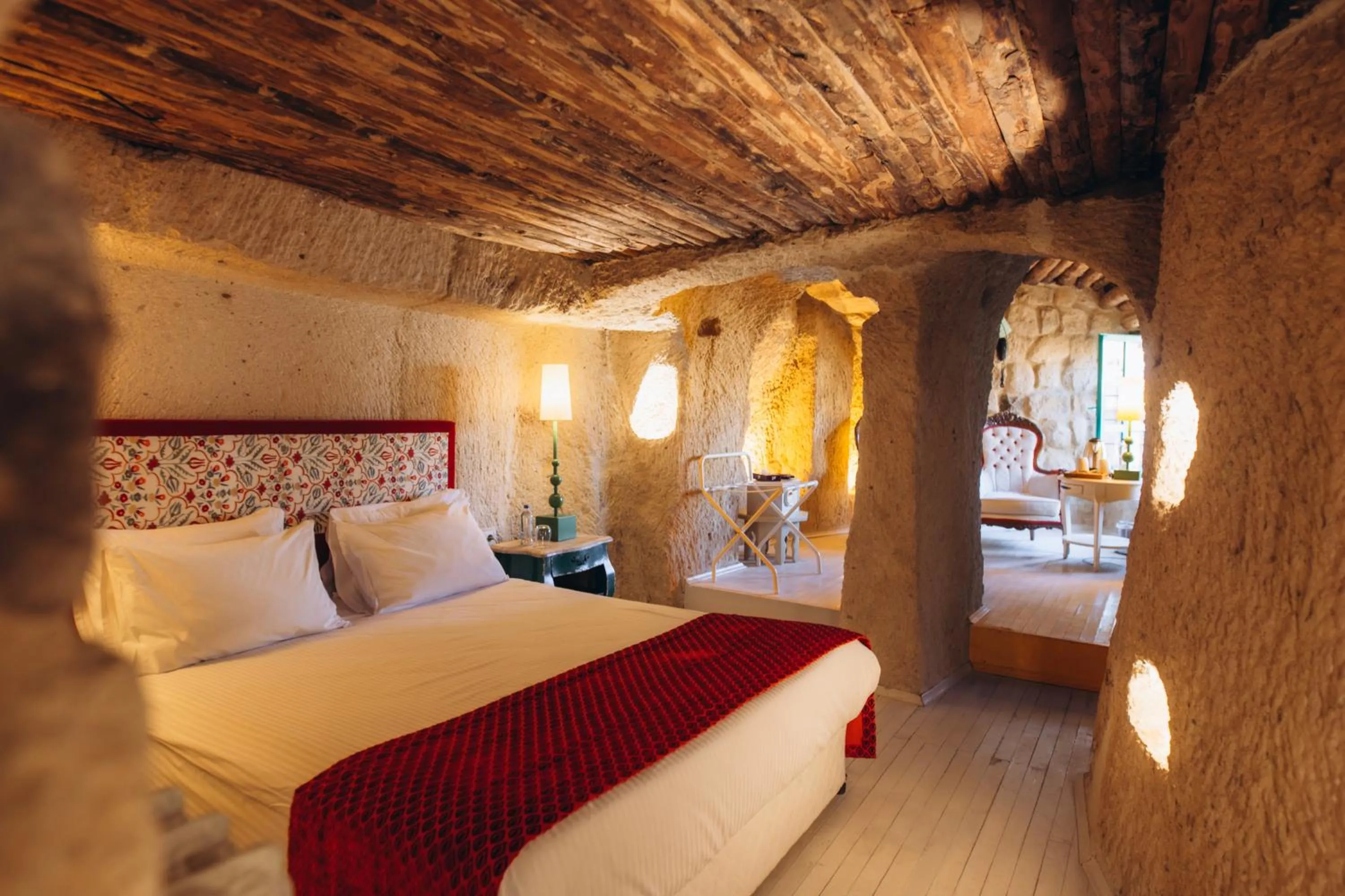 Bed in Hezen Cave Hotel