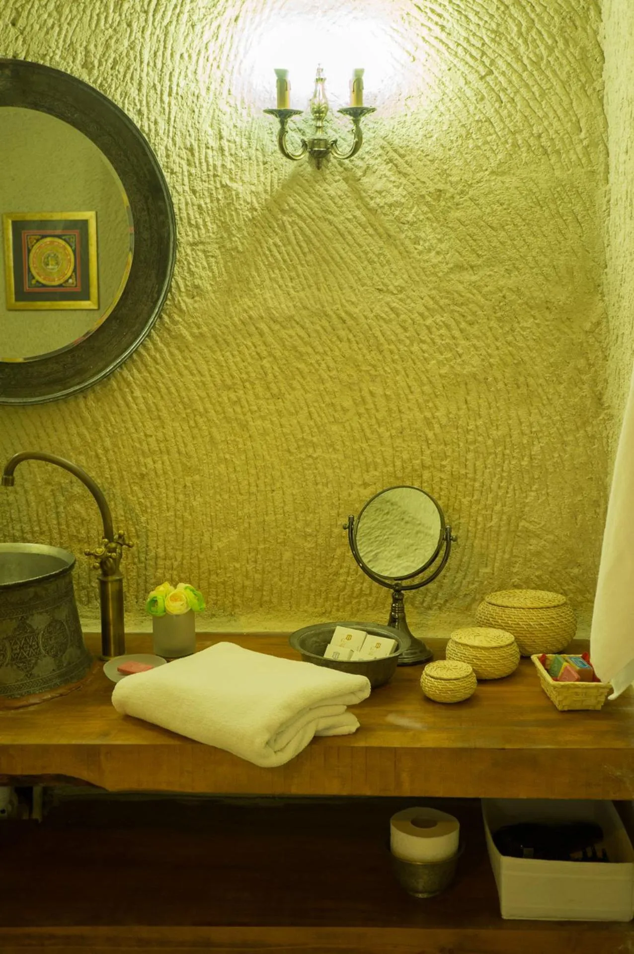 Bathroom in Hezen Cave Hotel
