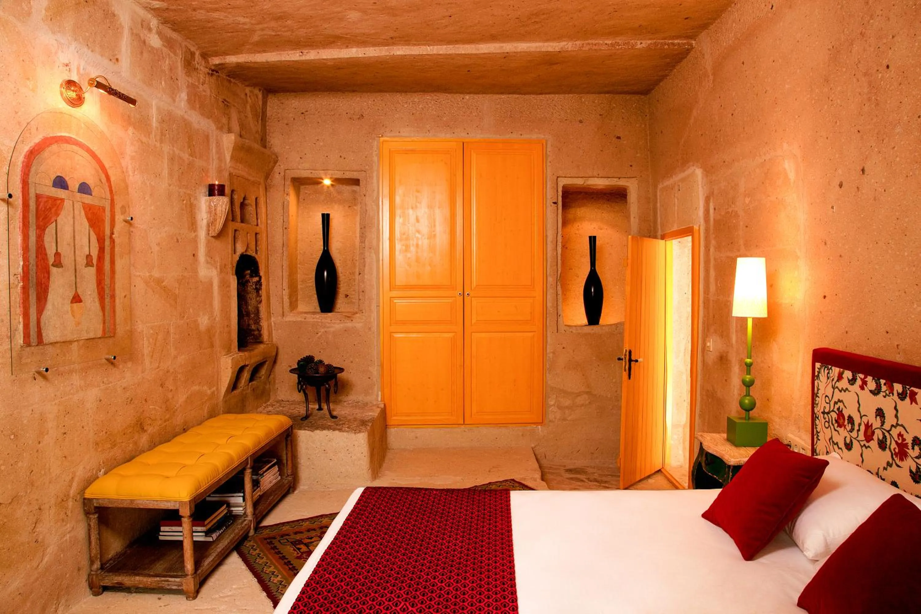 Bed in Hezen Cave Hotel