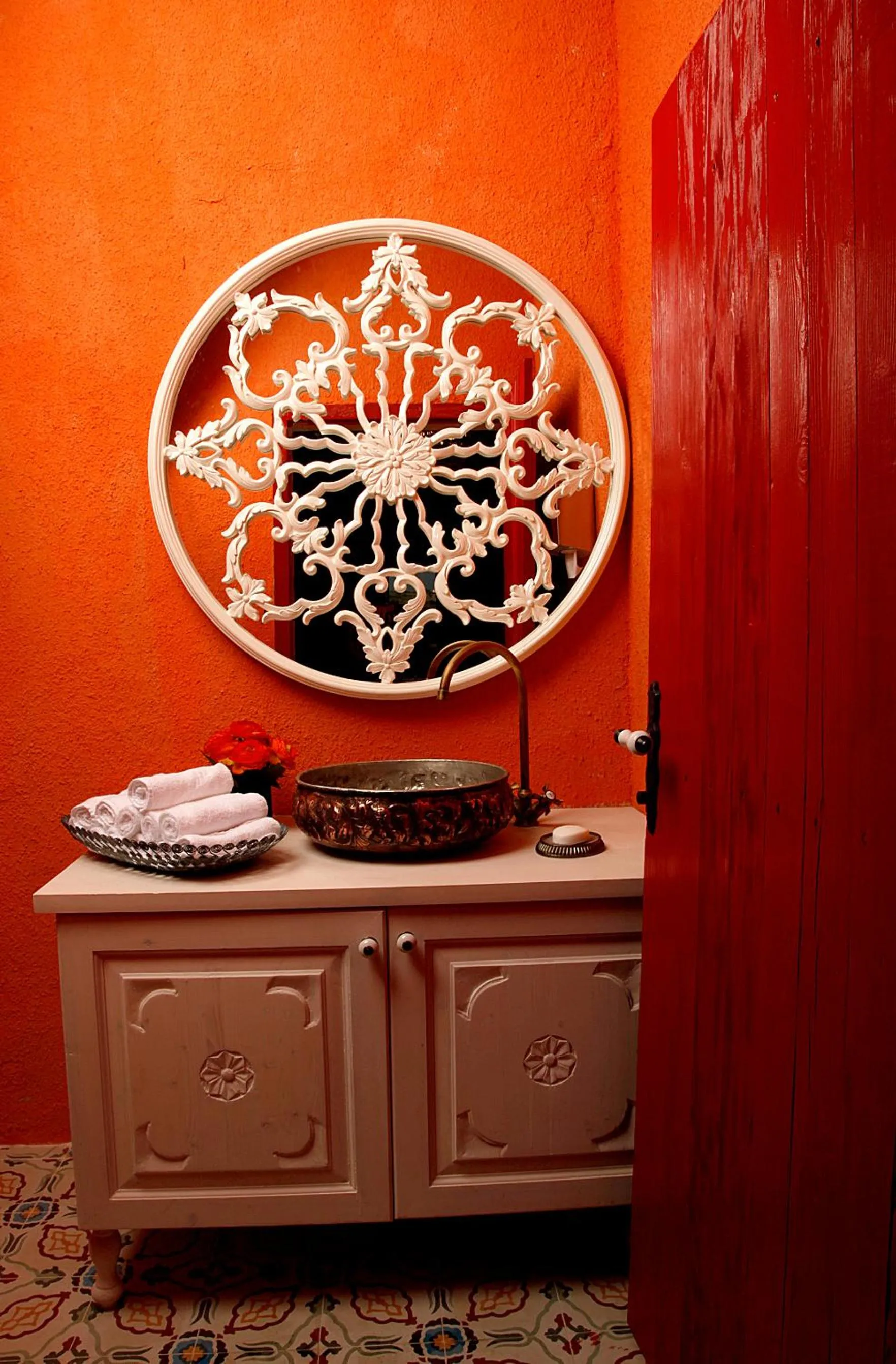 Decorative detail in Hezen Cave Hotel