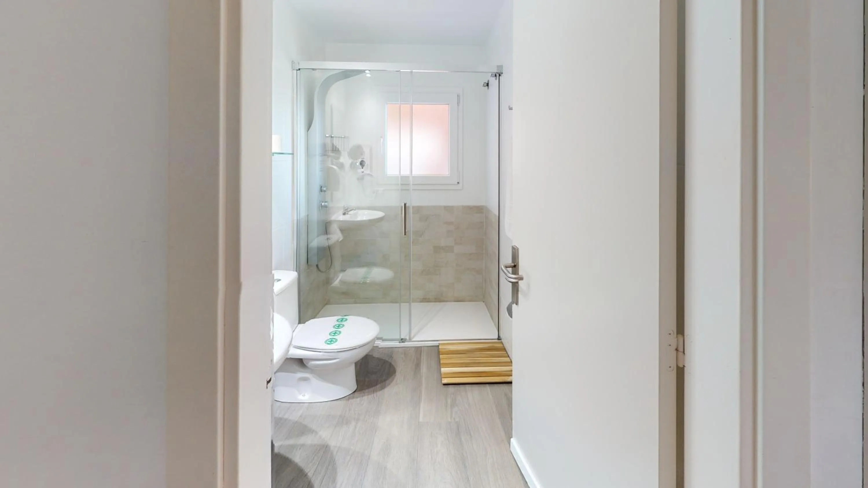 Shower in Hotel Bella Dolores