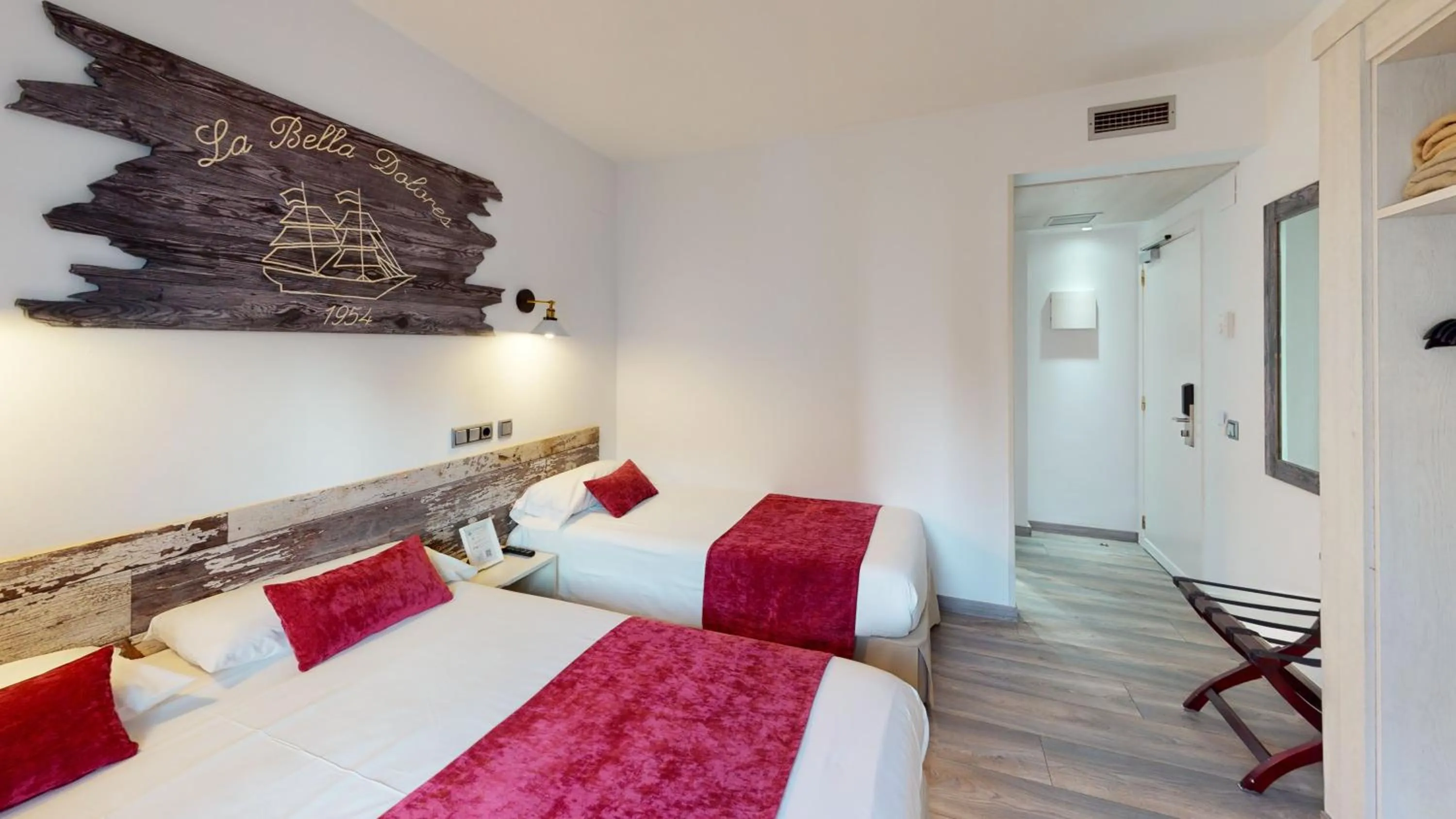 Bed in Hotel Bella Dolores