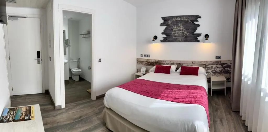 Bedroom, Bed in Hotel Bella Dolores