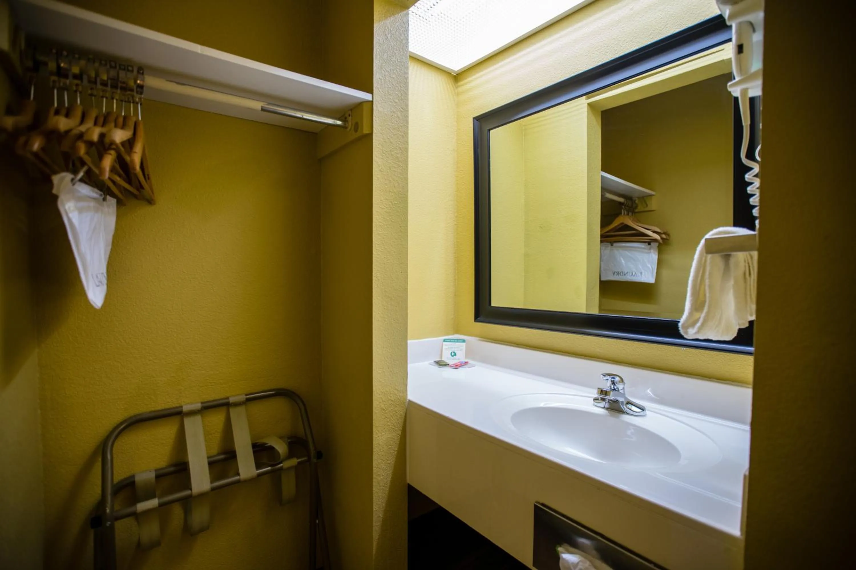 Relax Inn and Suites Kuttawa