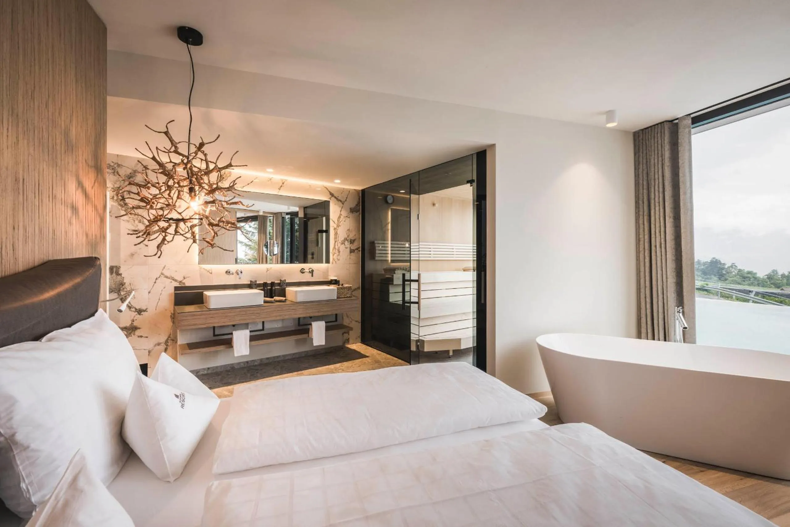 Bed in Schenna Resort