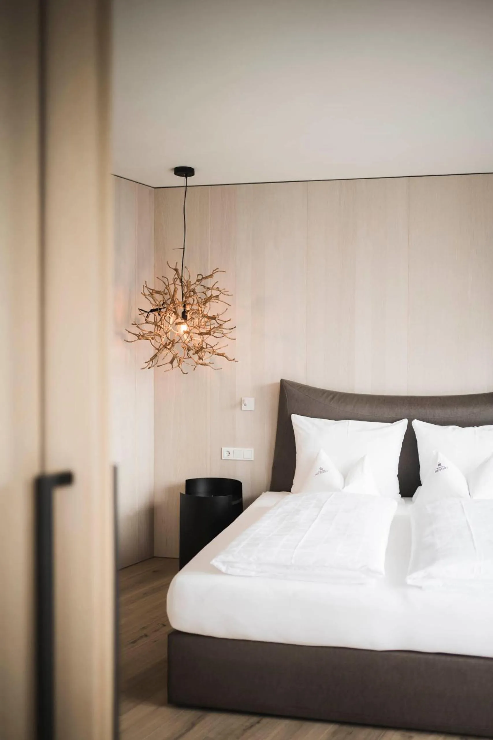 Bed in Schenna Resort