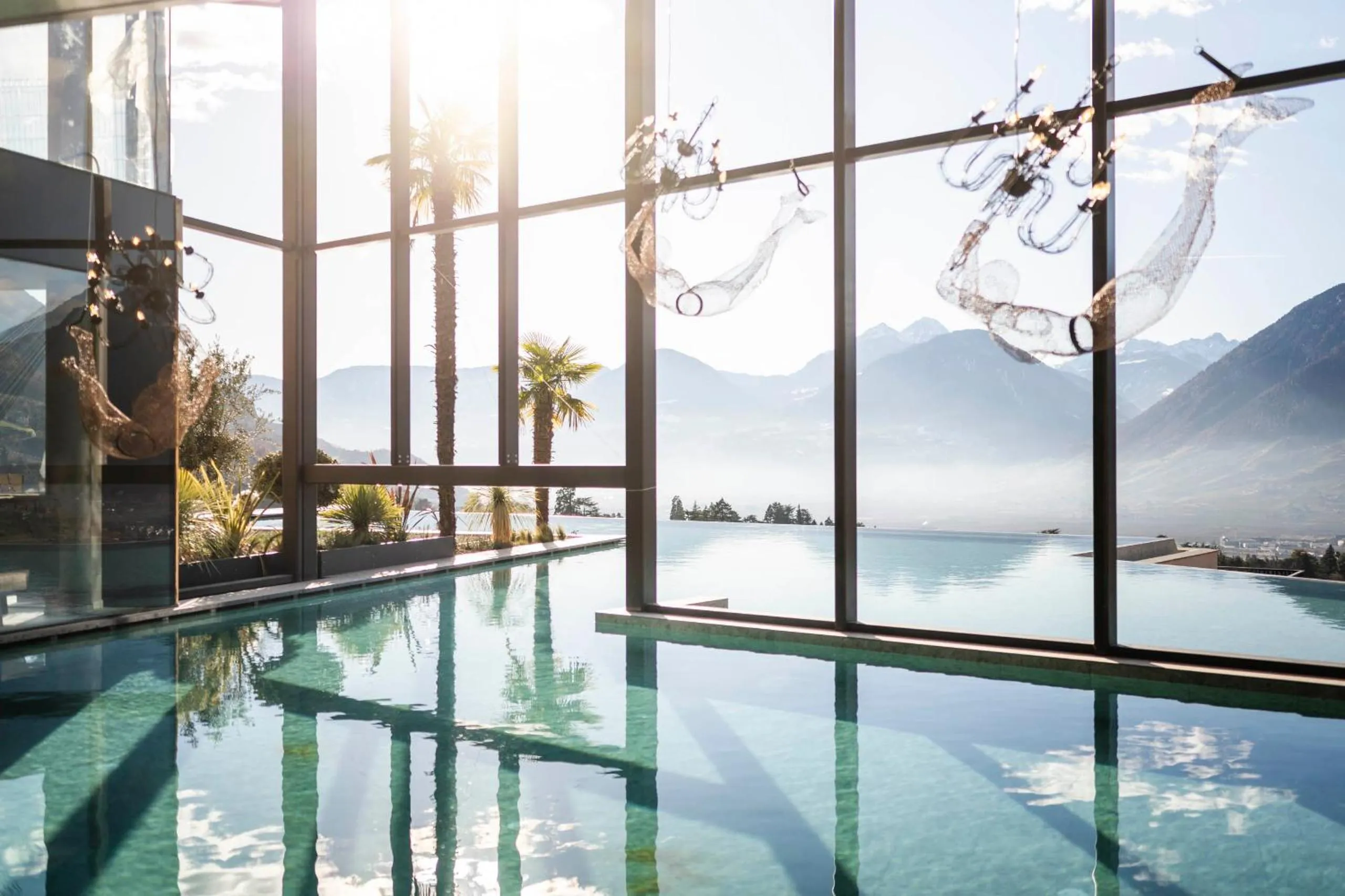 Swimming pool in Schenna Resort