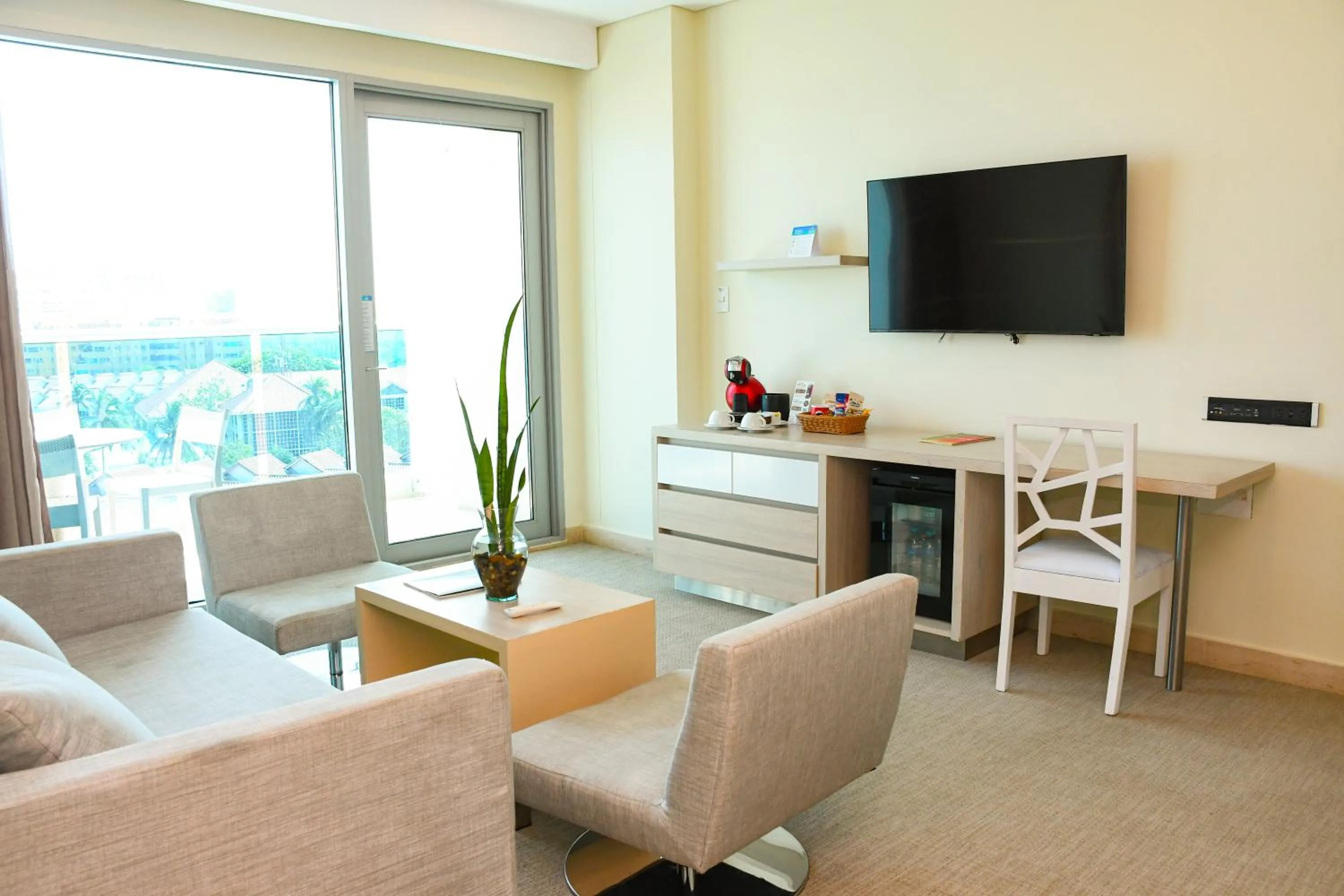 Las Americas Torre Del Mar