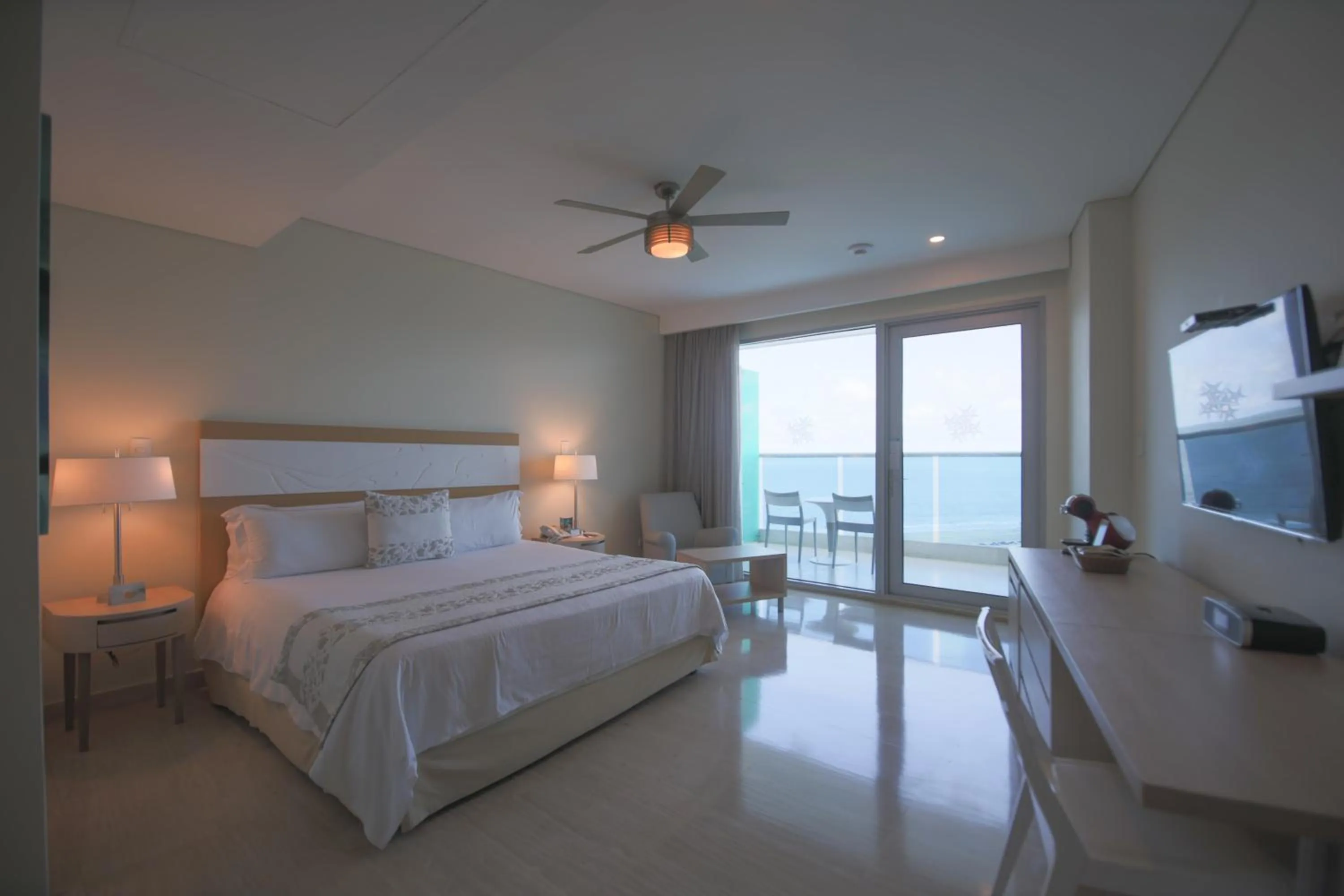 Bedroom, Bed in Las Americas Torre Del Mar
