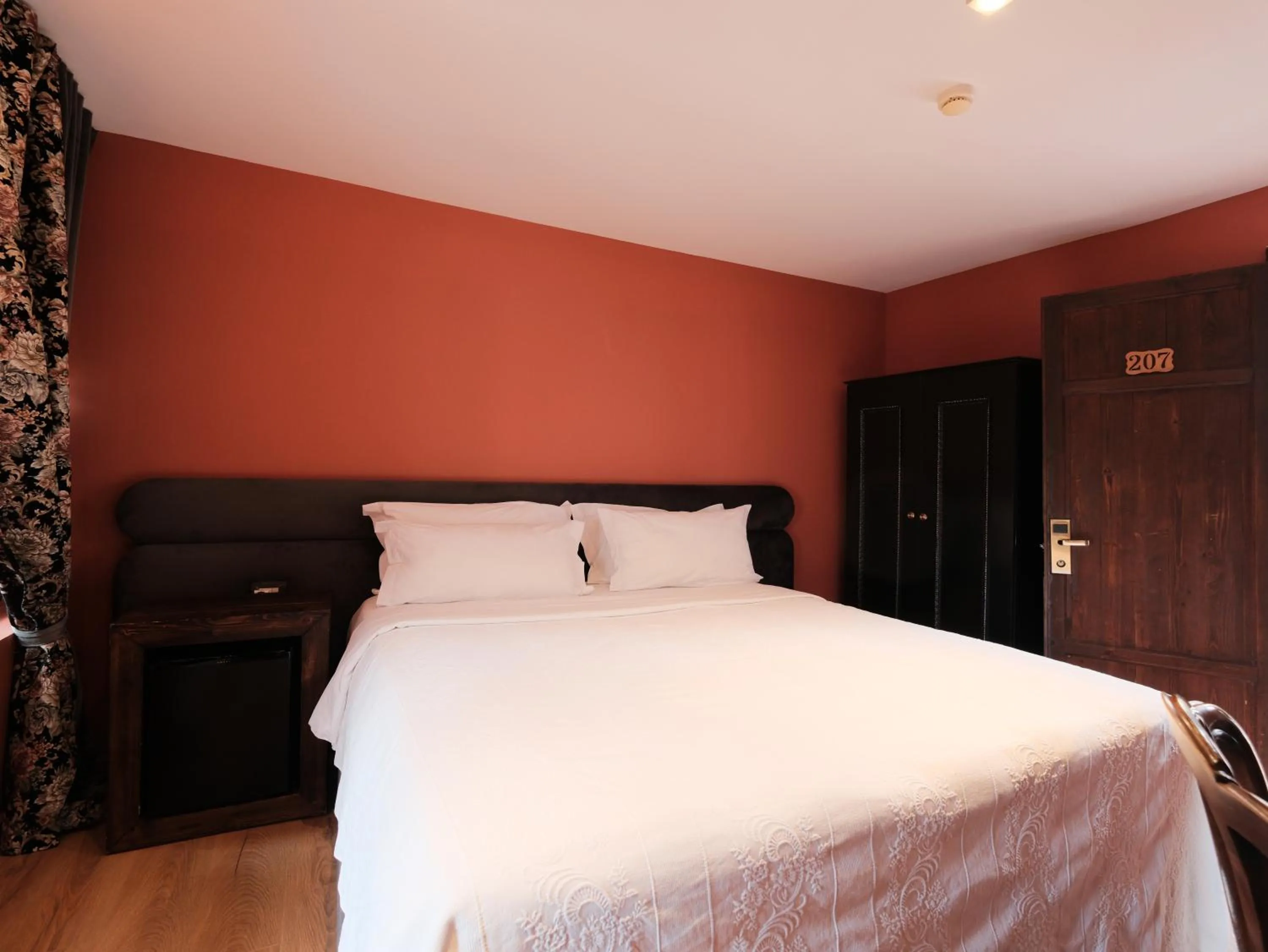 Bed in HANI I PAZARIT Boutique Hotel