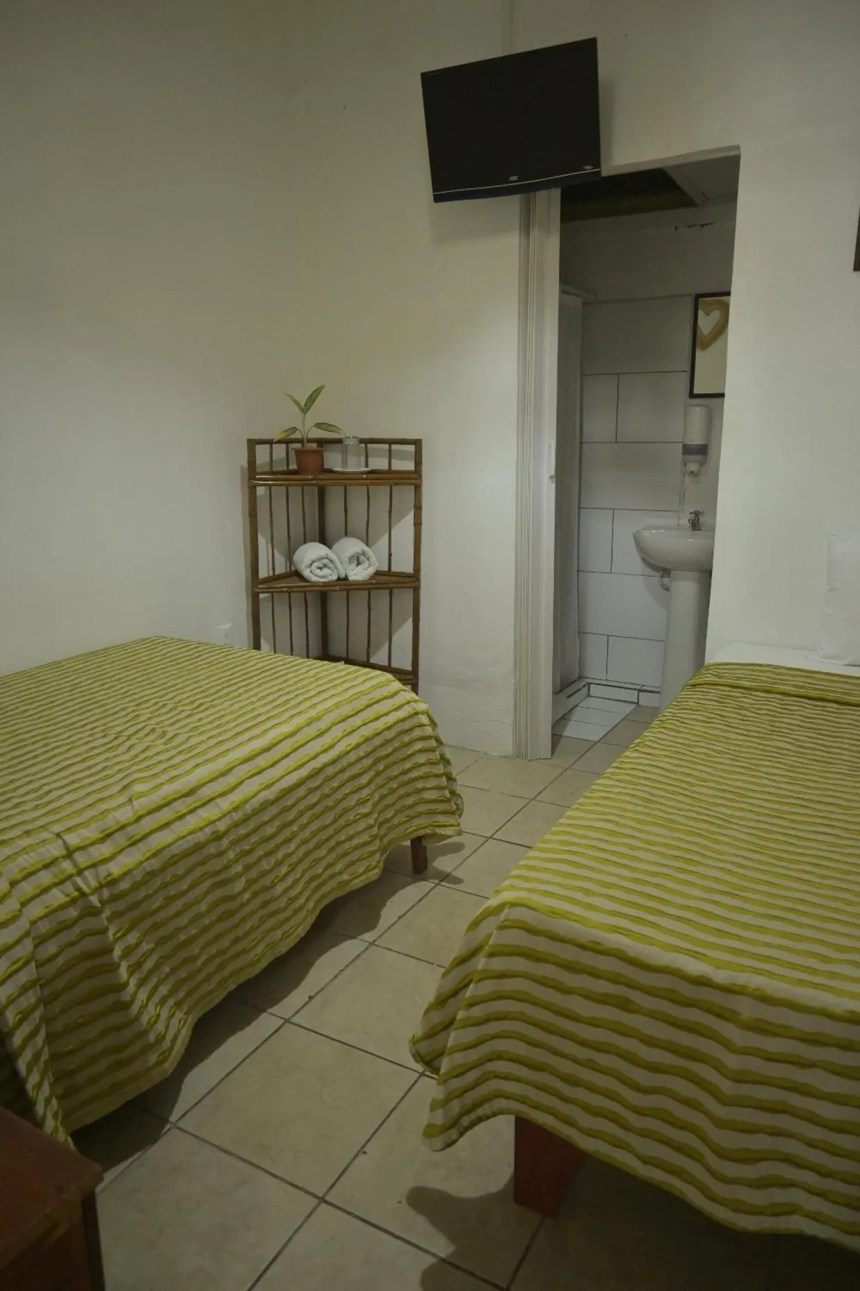 Bedroom, Bed in Hotel Las Colinas