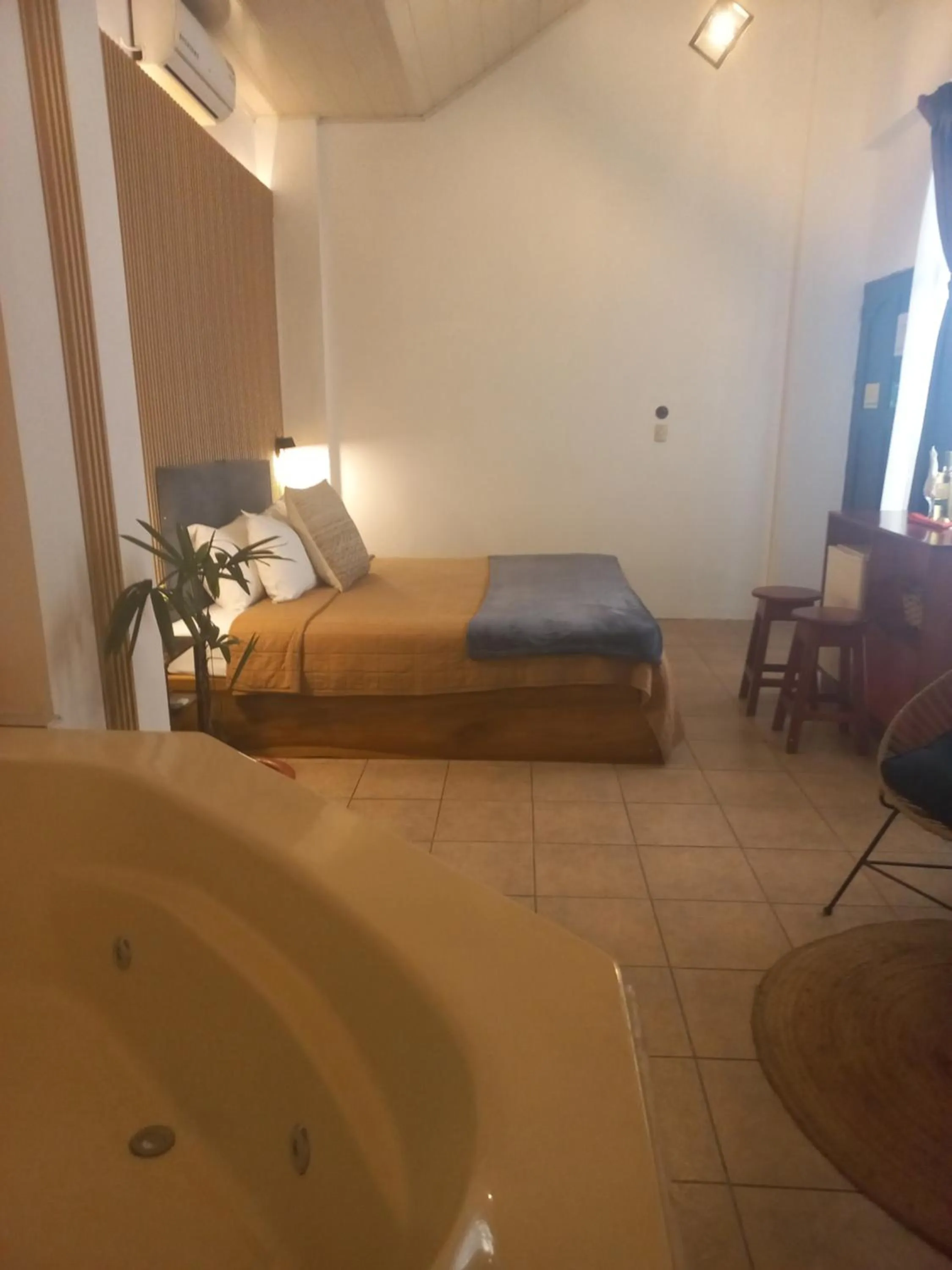 Photo of the whole room, Bed in Hotel Las Colinas