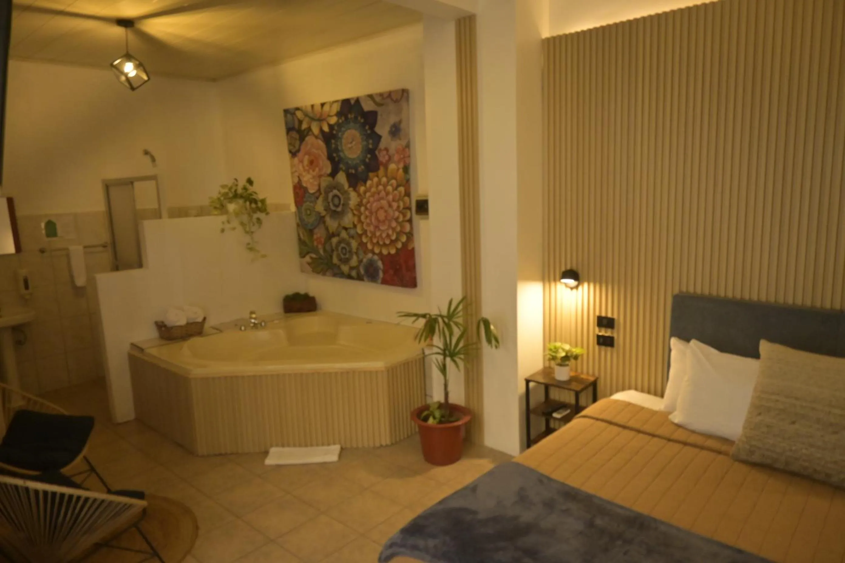 Photo of the whole room, Bed in Hotel Las Colinas