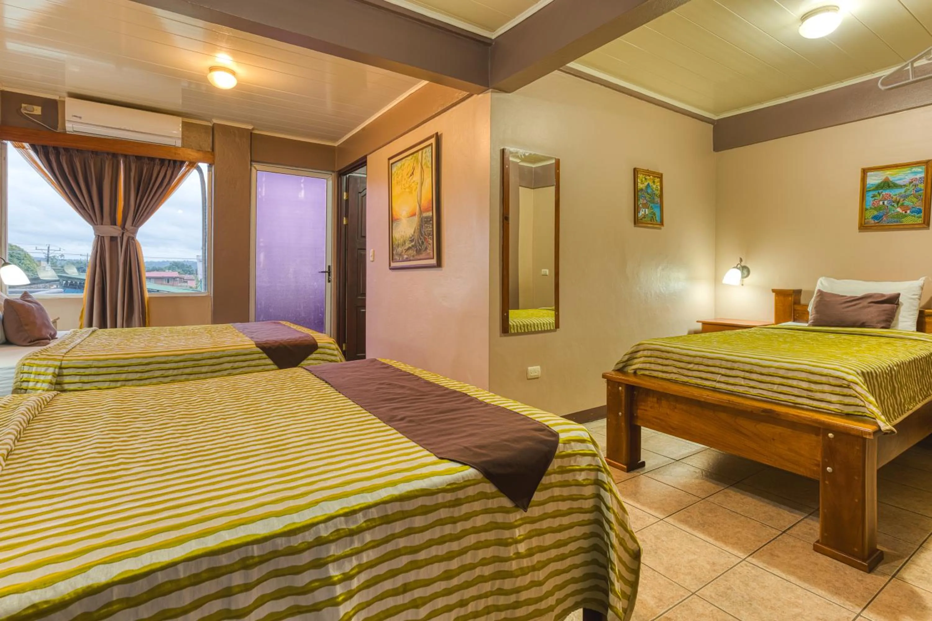 Bed in Hotel Las Colinas