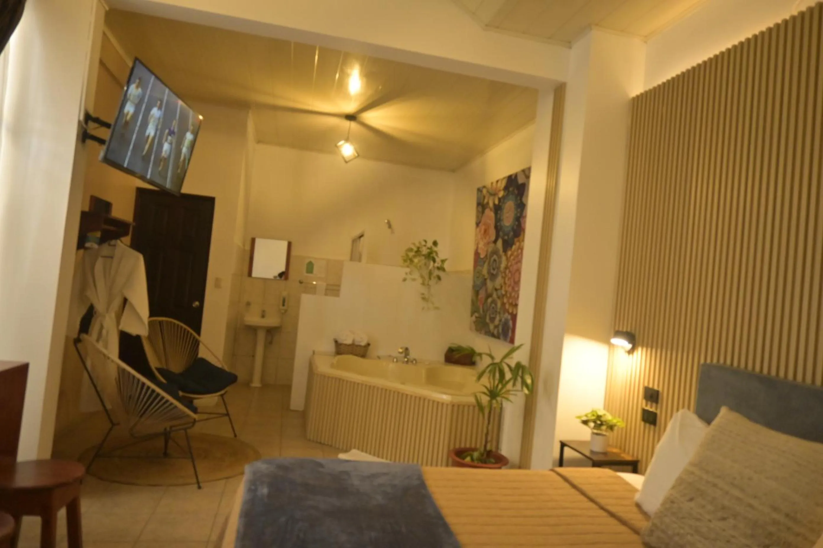 Photo of the whole room, Bed in Hotel Las Colinas