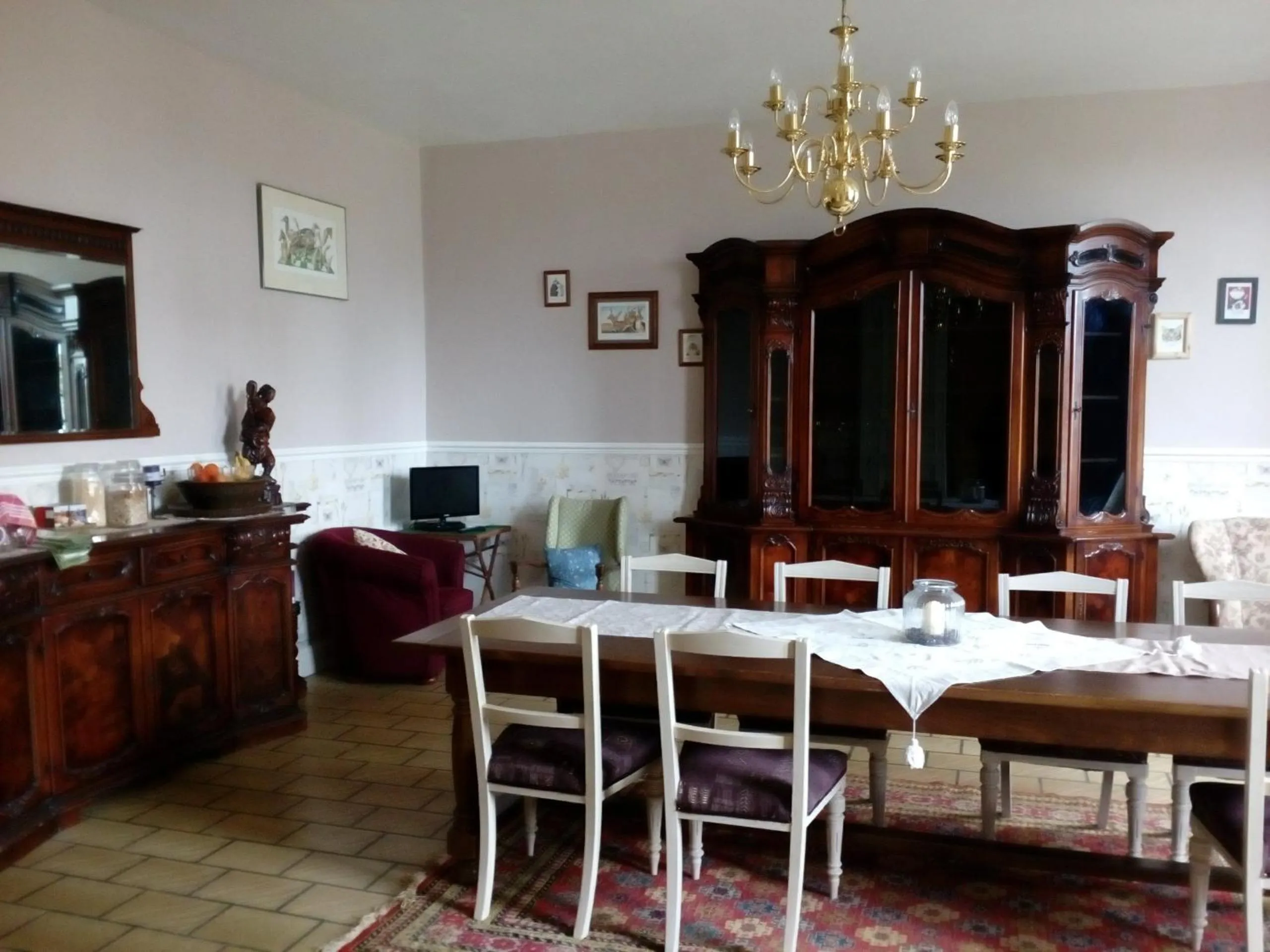 Dining area in L'ancienne École