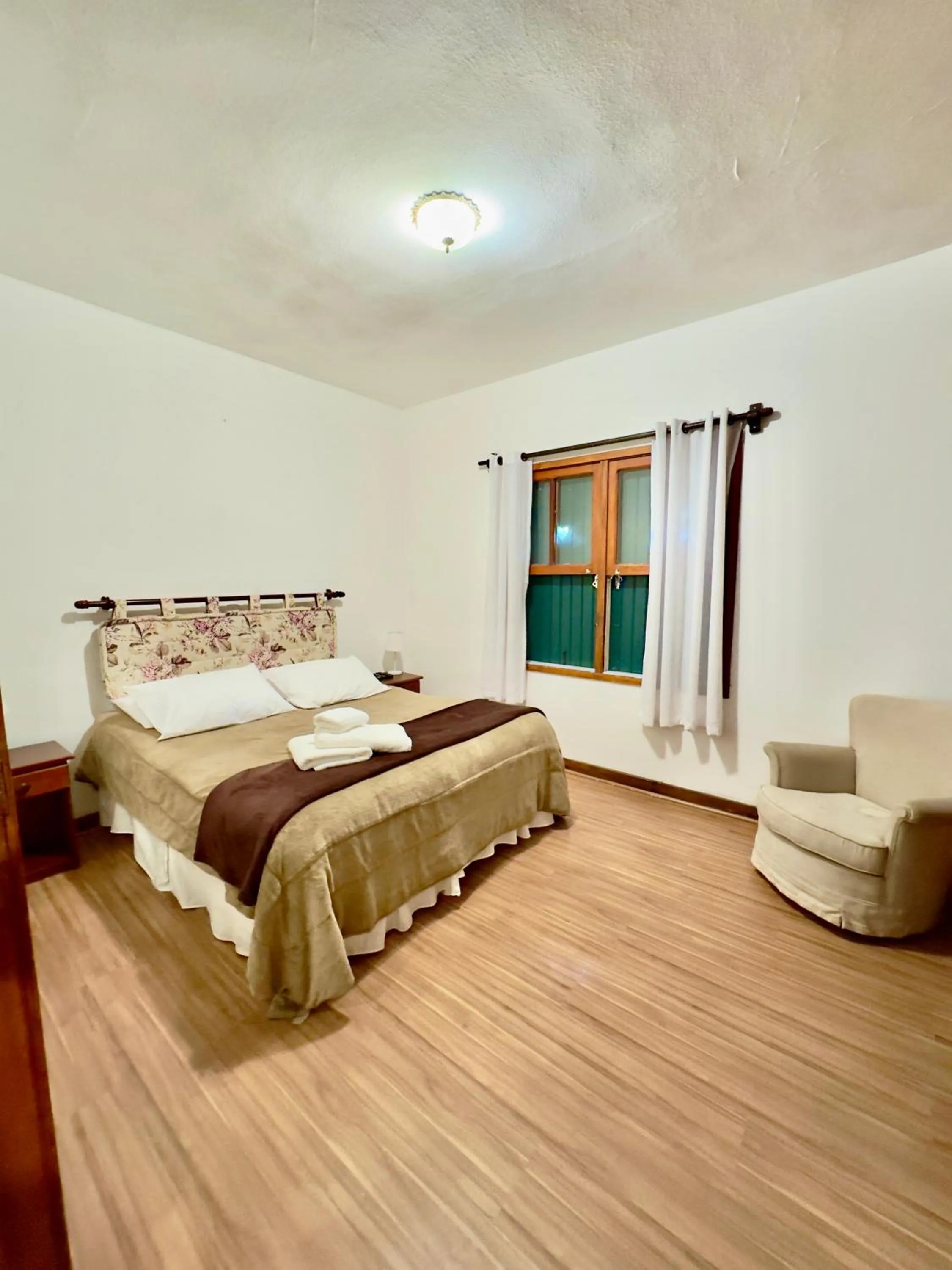 Bed in Pousada do Sino - 2 min do Capivari