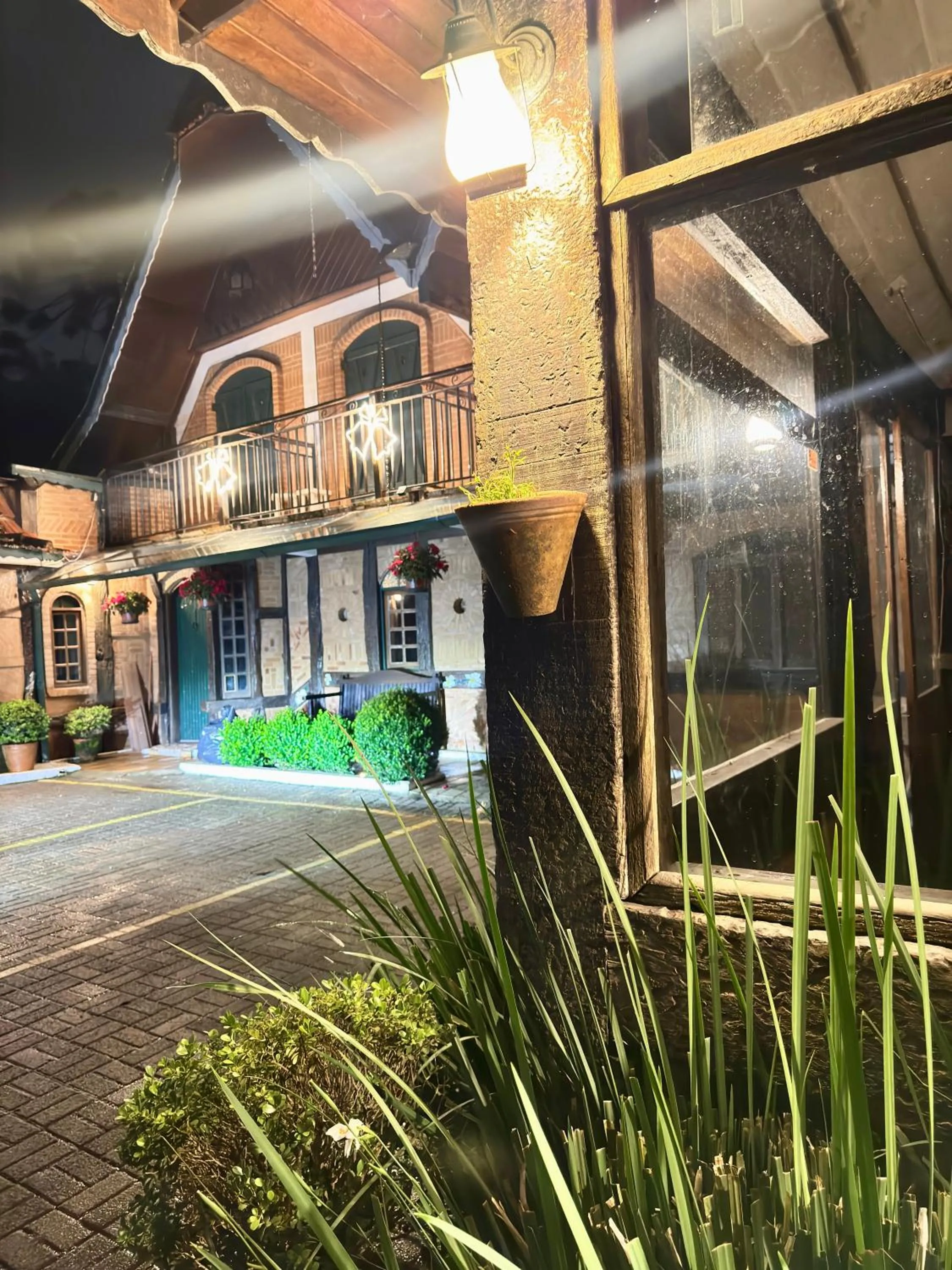 Property building in Pousada do Sino - 2 min do Capivari