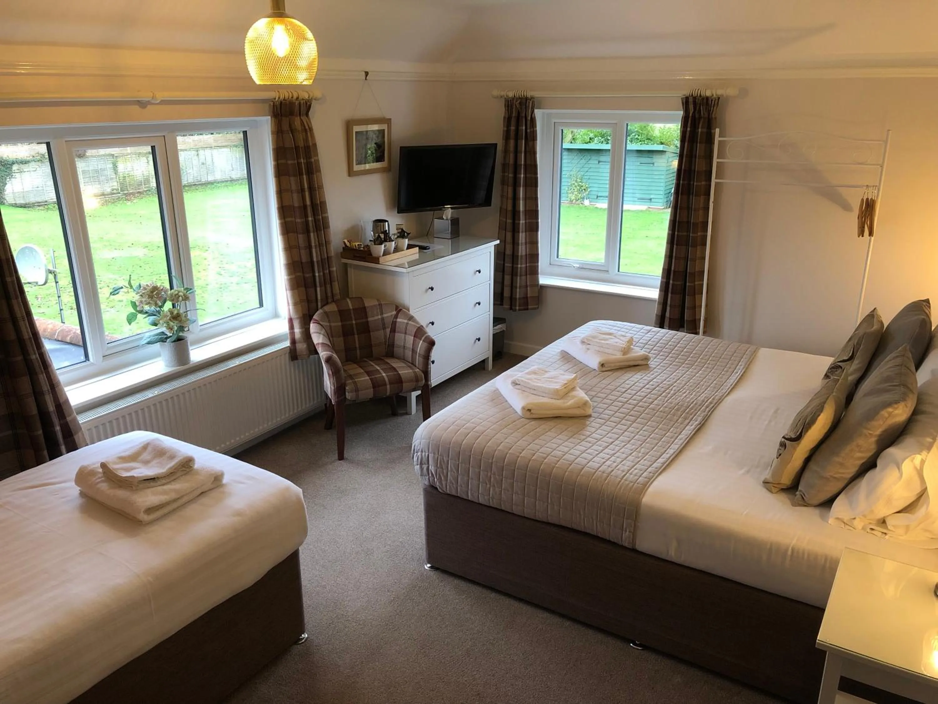 Bedroom, Bed in Burton Lodge Guest House & Spa