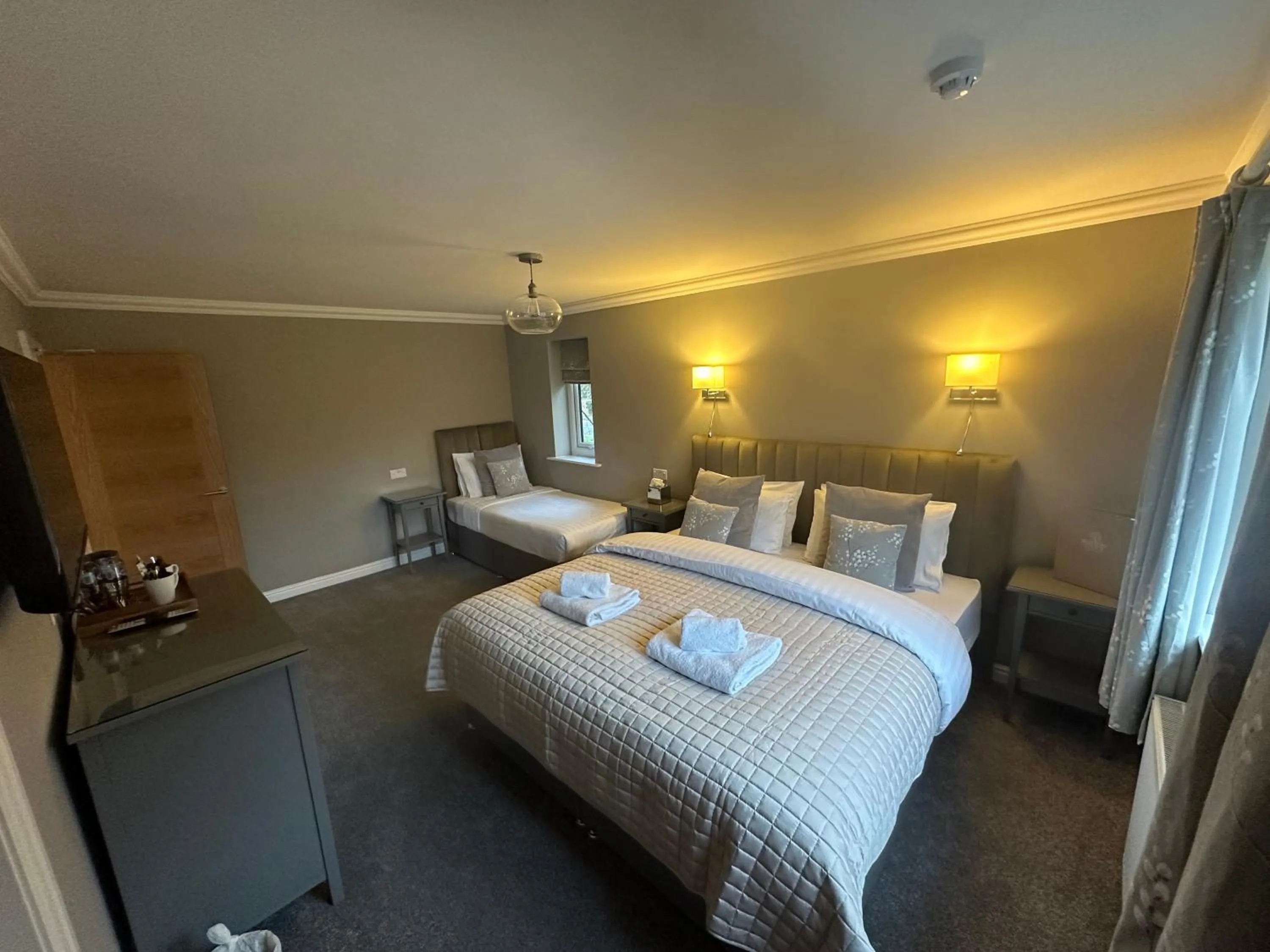 Bed in Burton Lodge Guest House & Spa