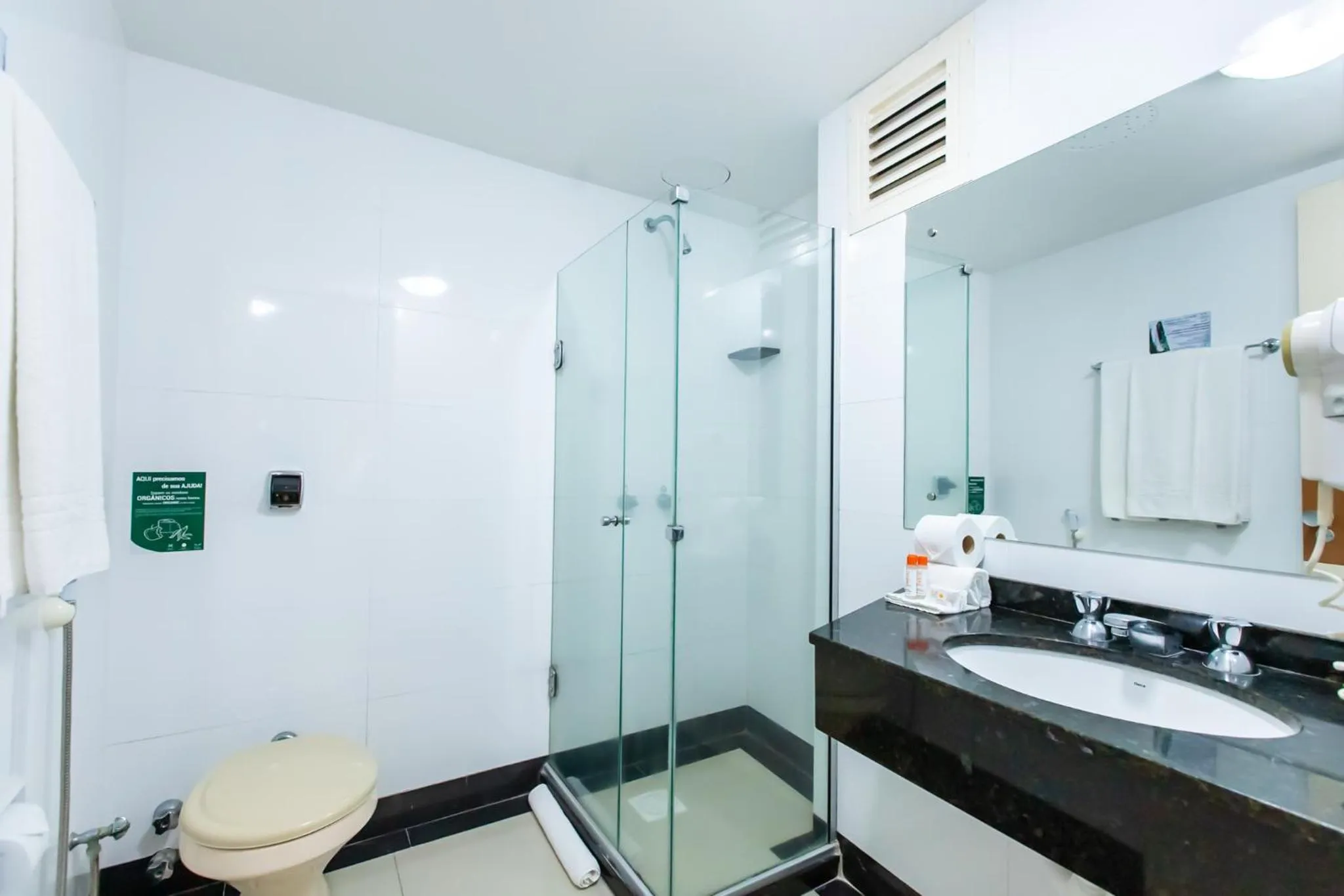 Bathroom in Hotel Suárez São Leopoldo